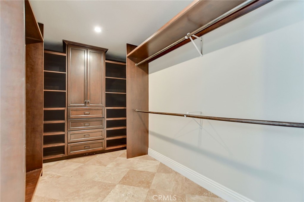 Property photo 50