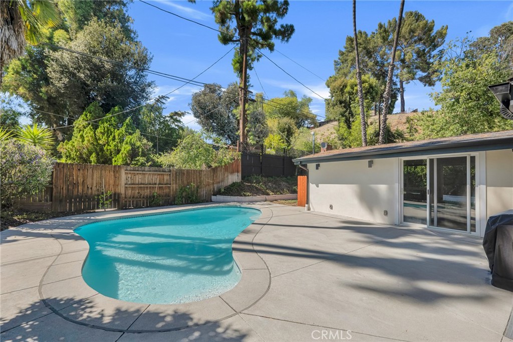 Property photo 38