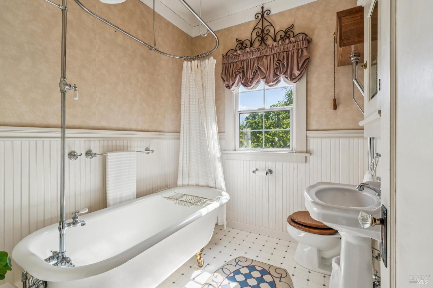 Property photo 47