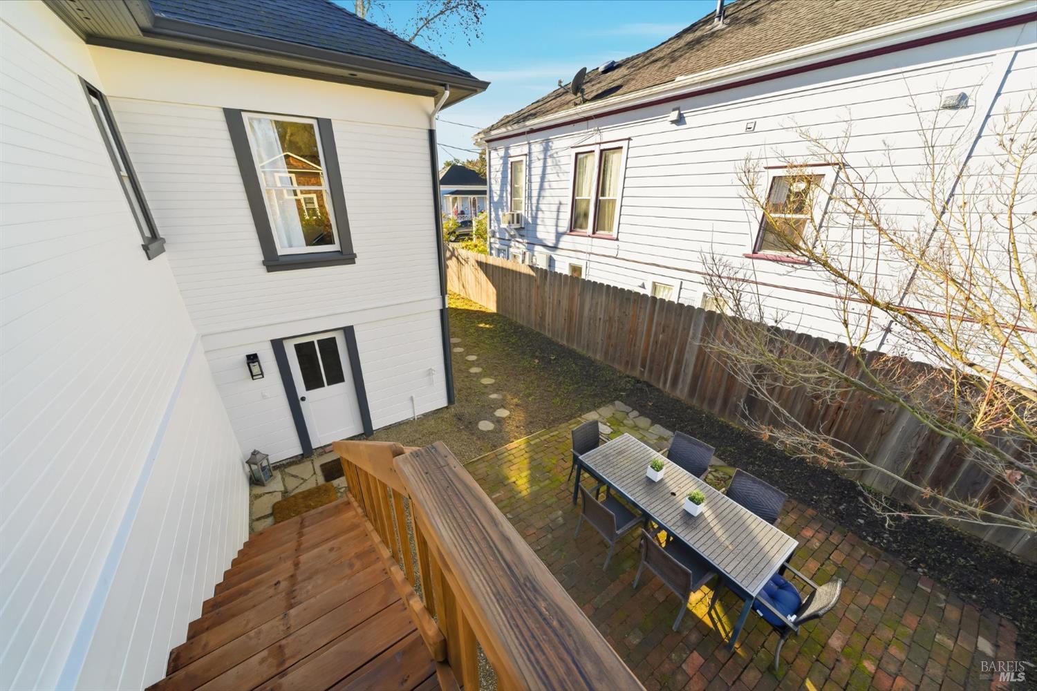 Property photo 32
