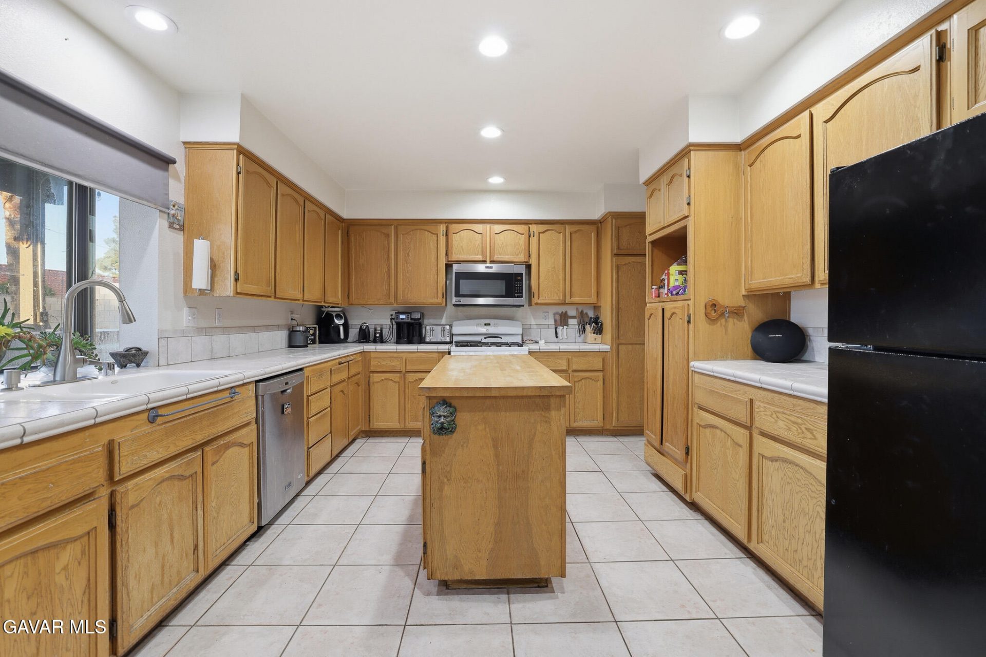 Property photo 35
