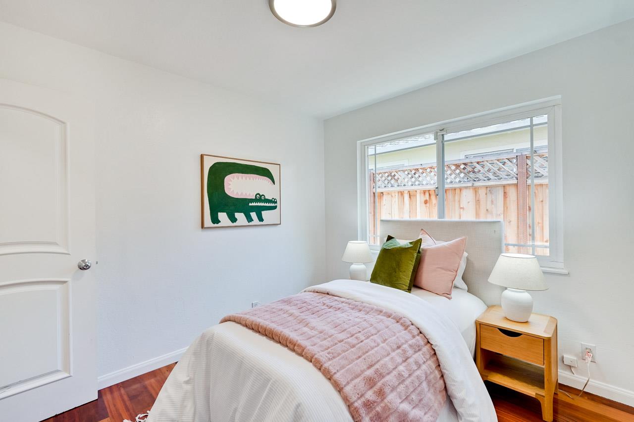 Property photo 33