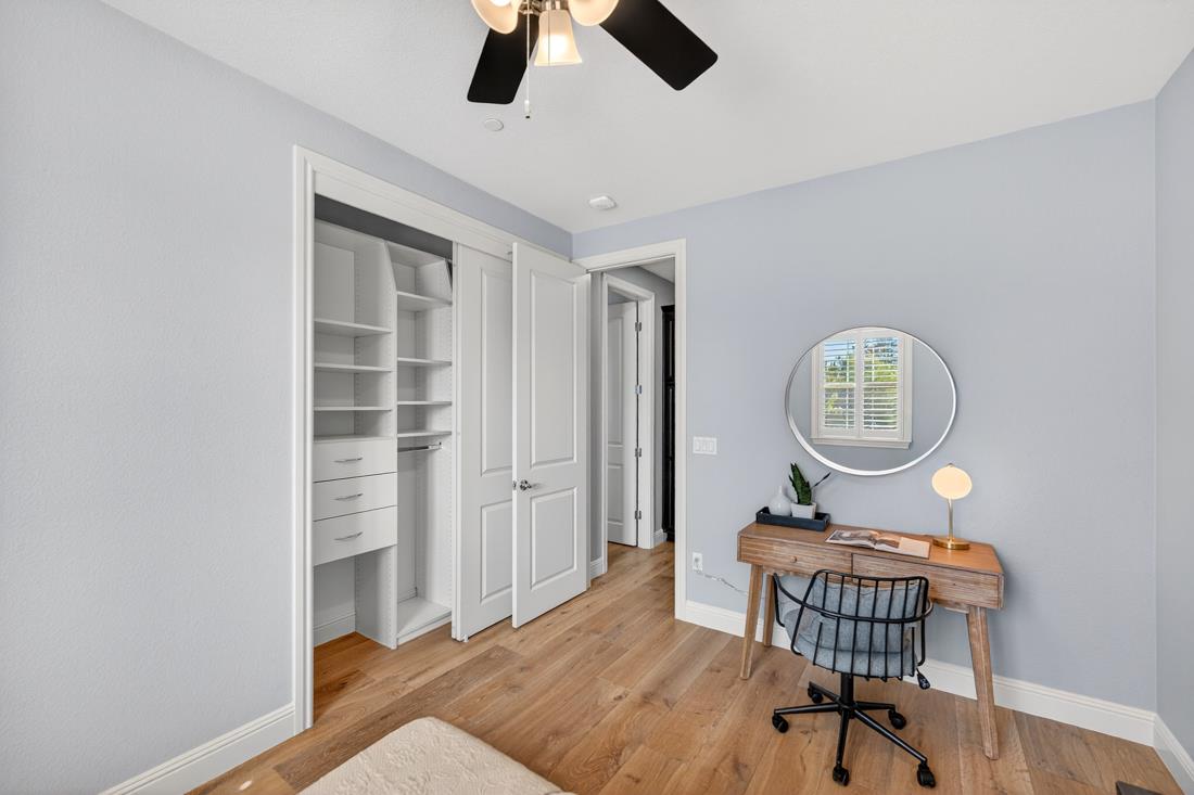 Property photo 43