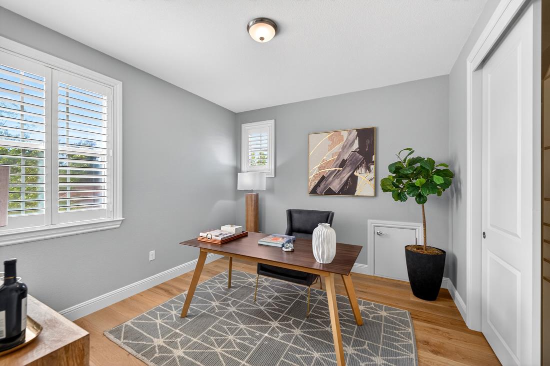 Property photo 44