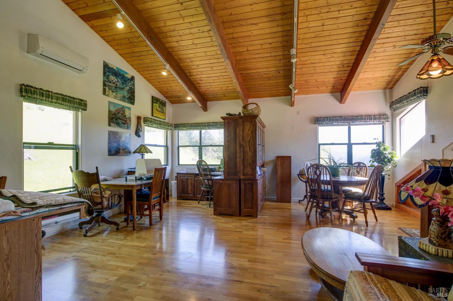 Property photo 43