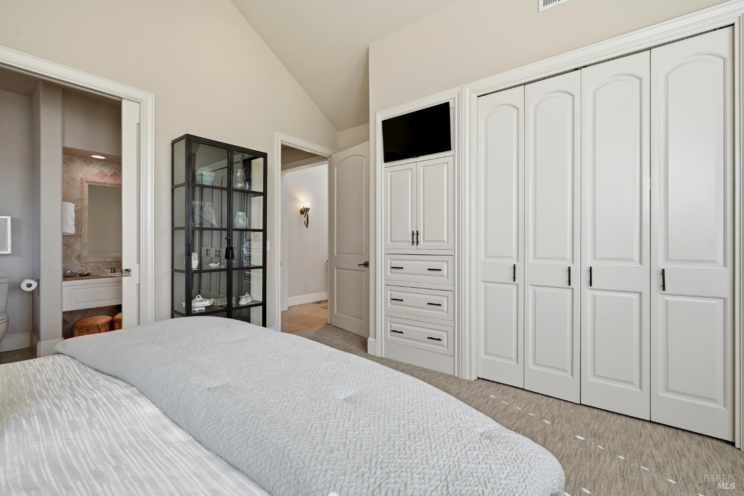 Property photo 38