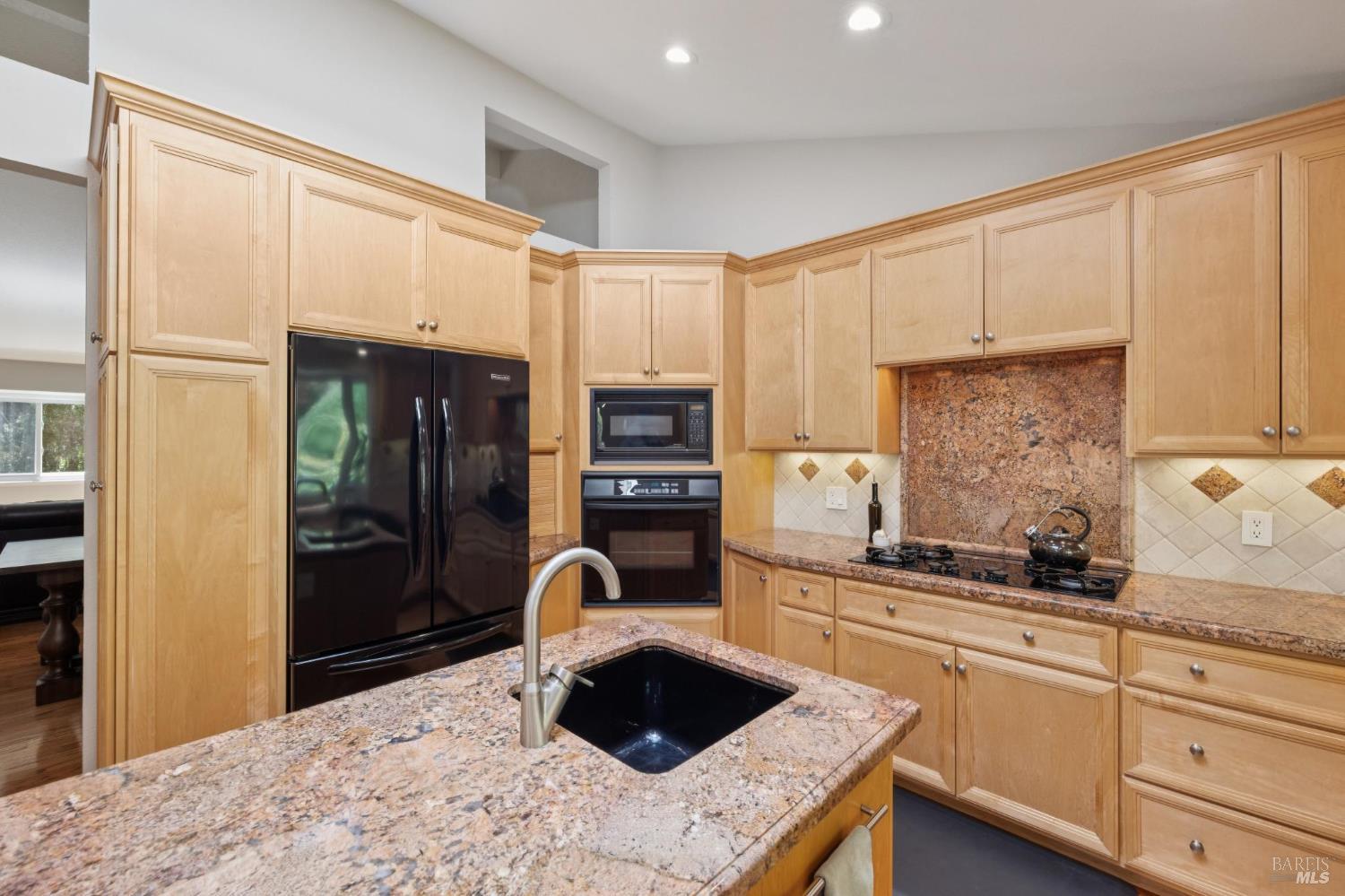 Property photo 28