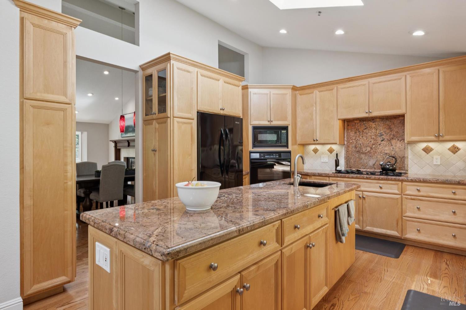 Property photo 30