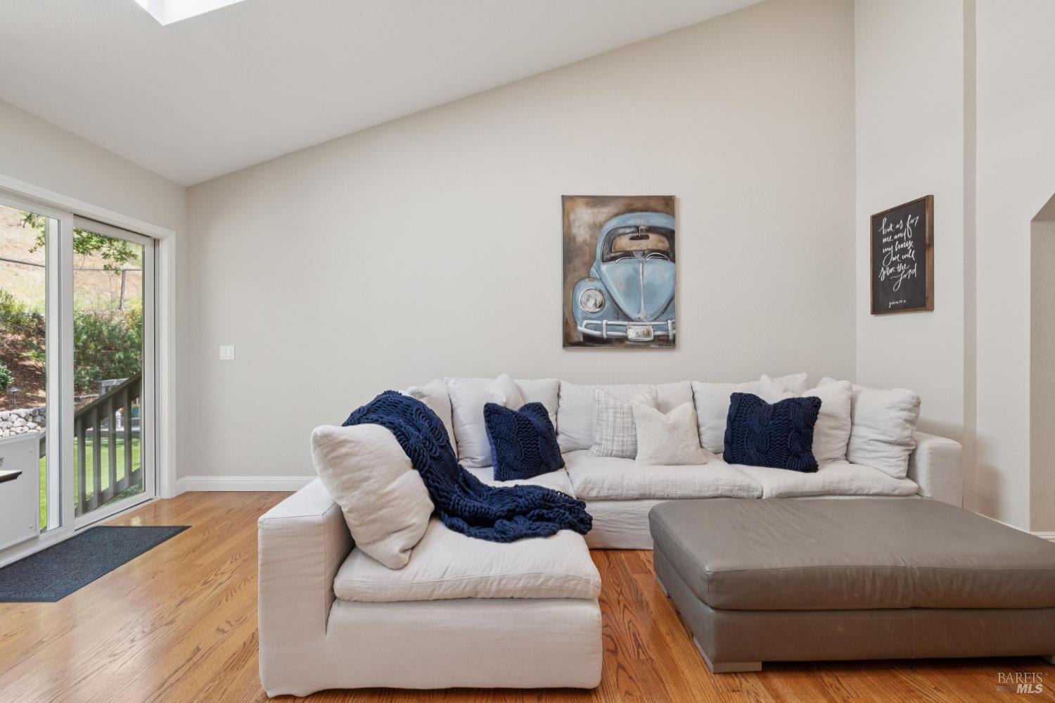 Property photo 35
