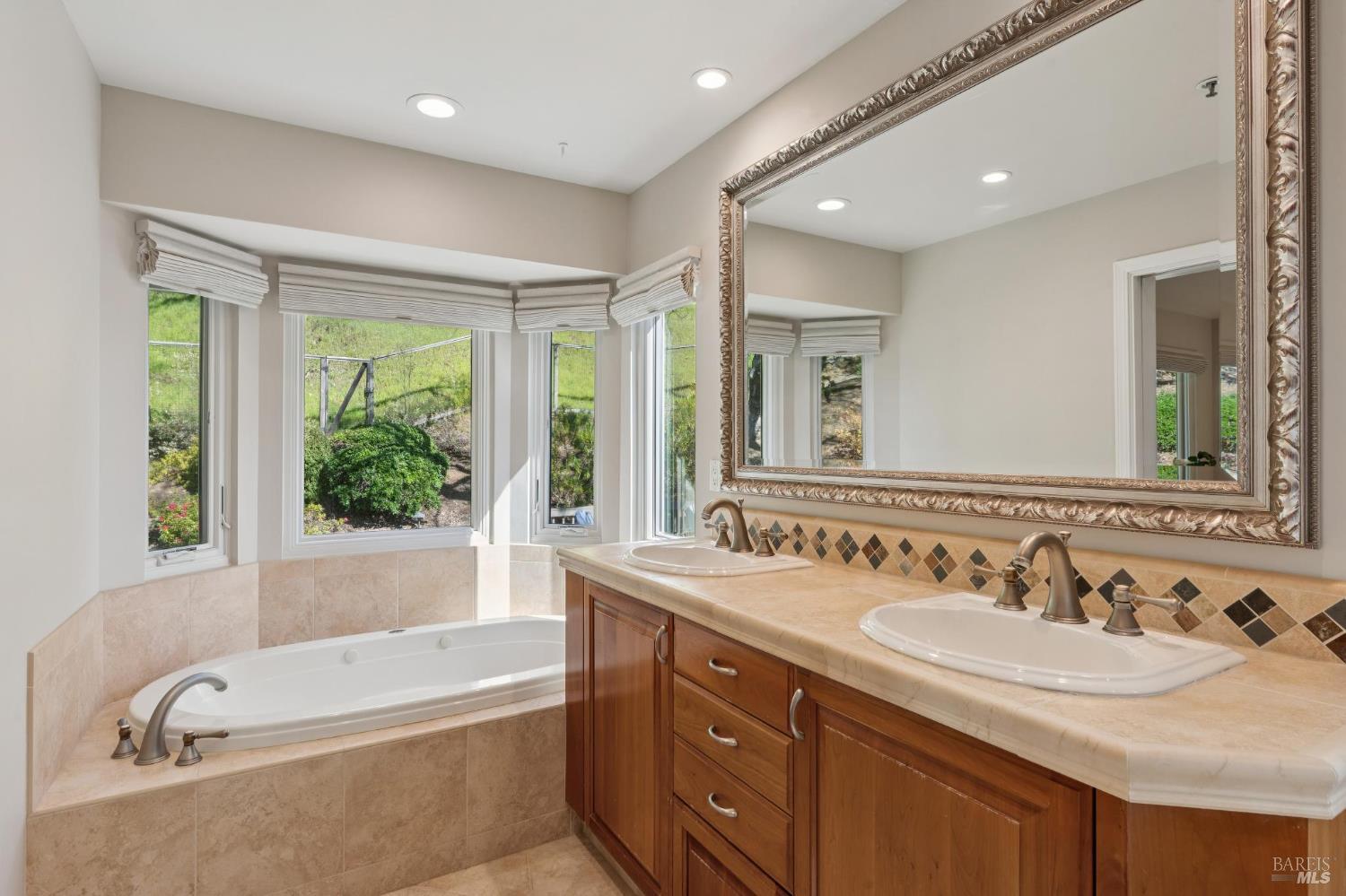 Property photo 46