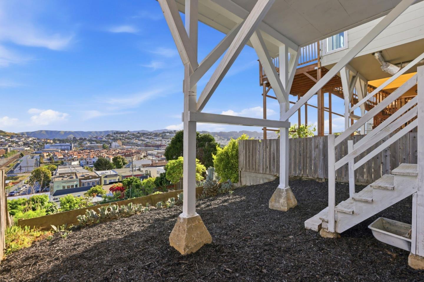 Property photo 37