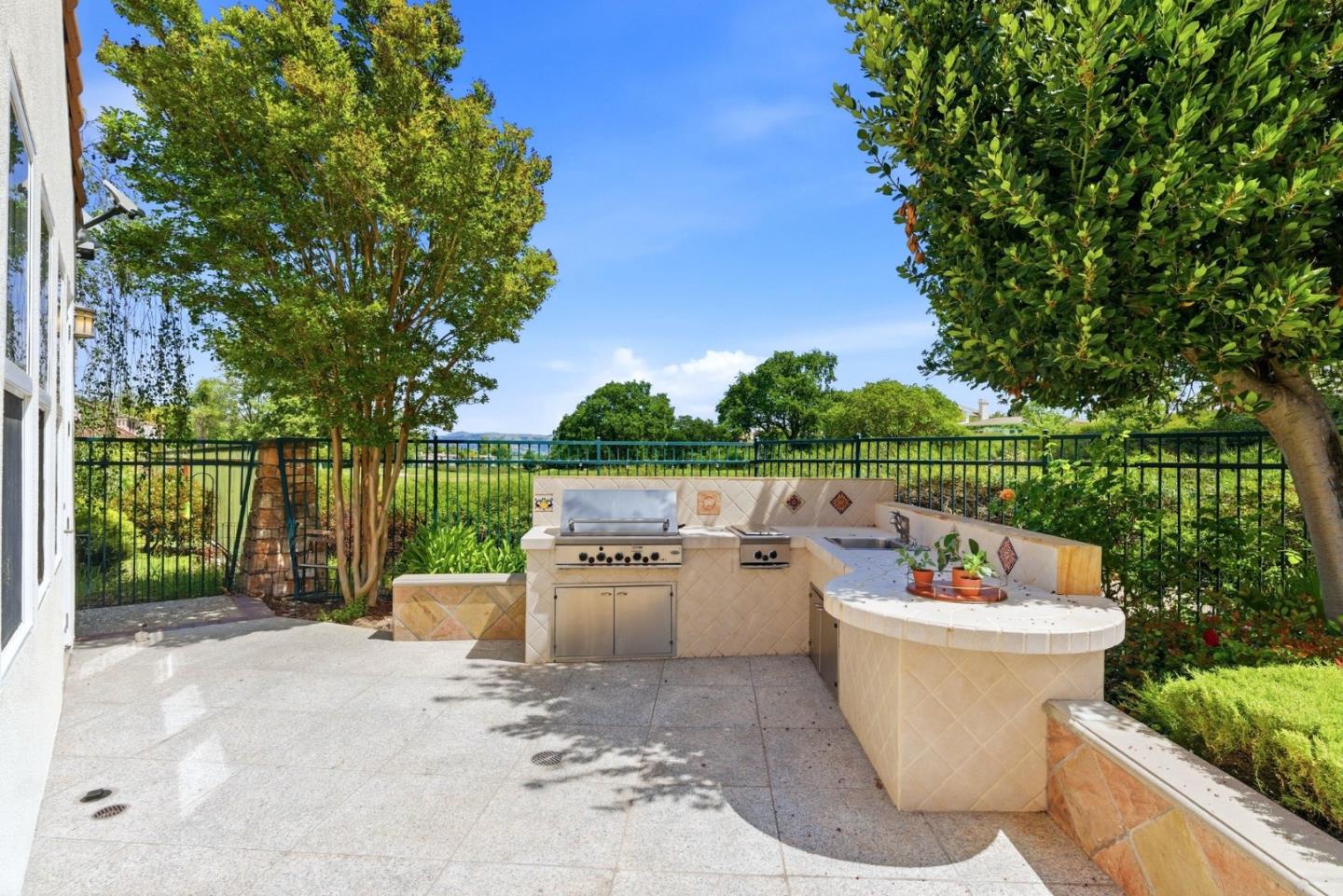 Property photo 41