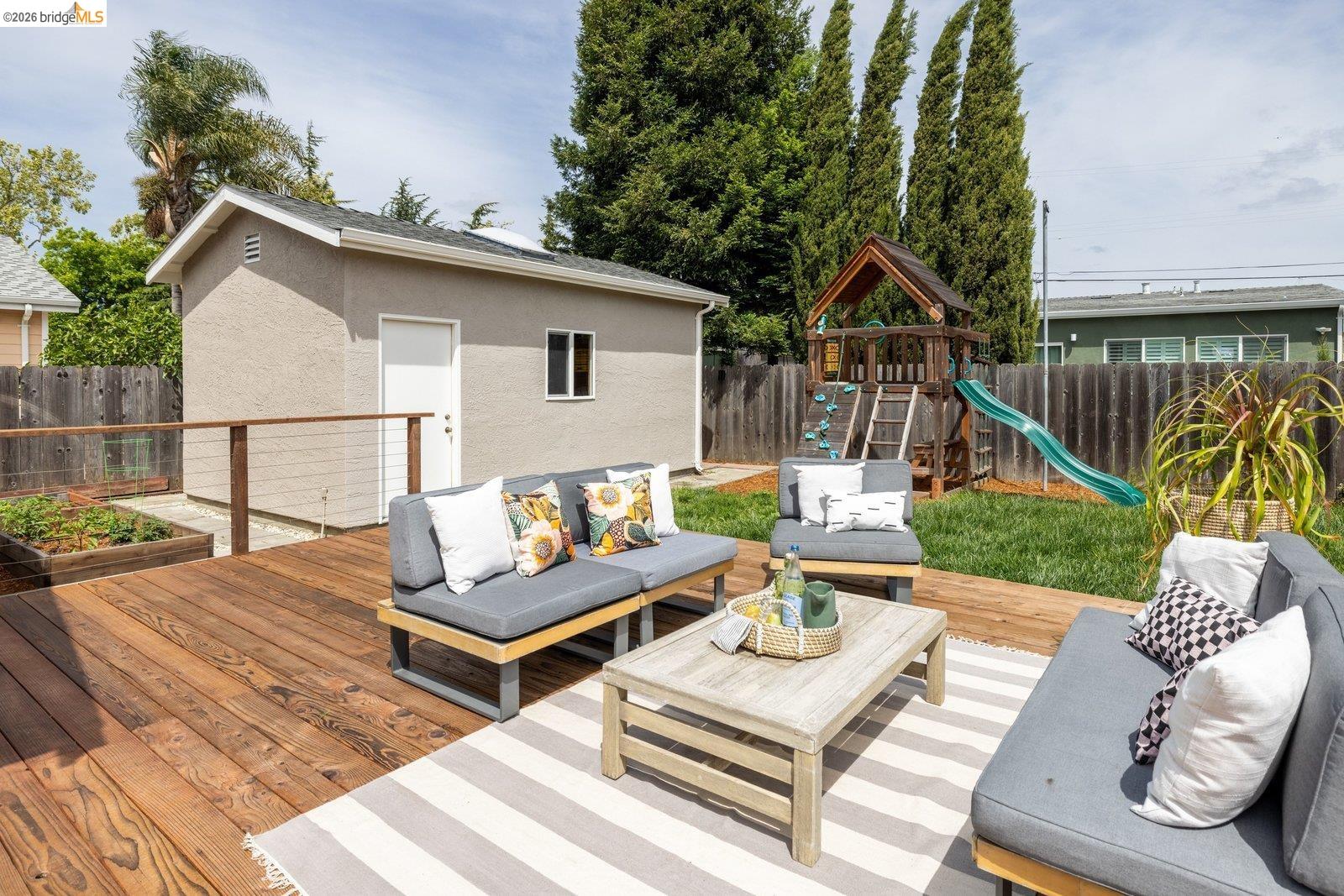 Property photo 37