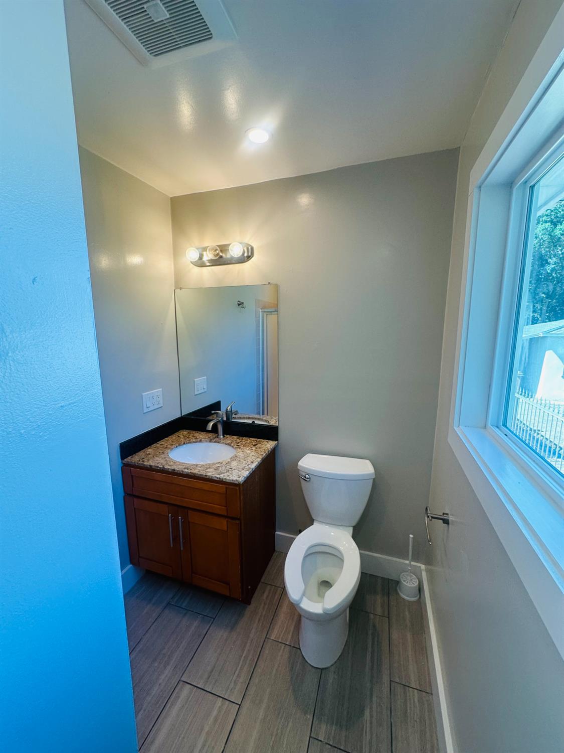 Property photo 50