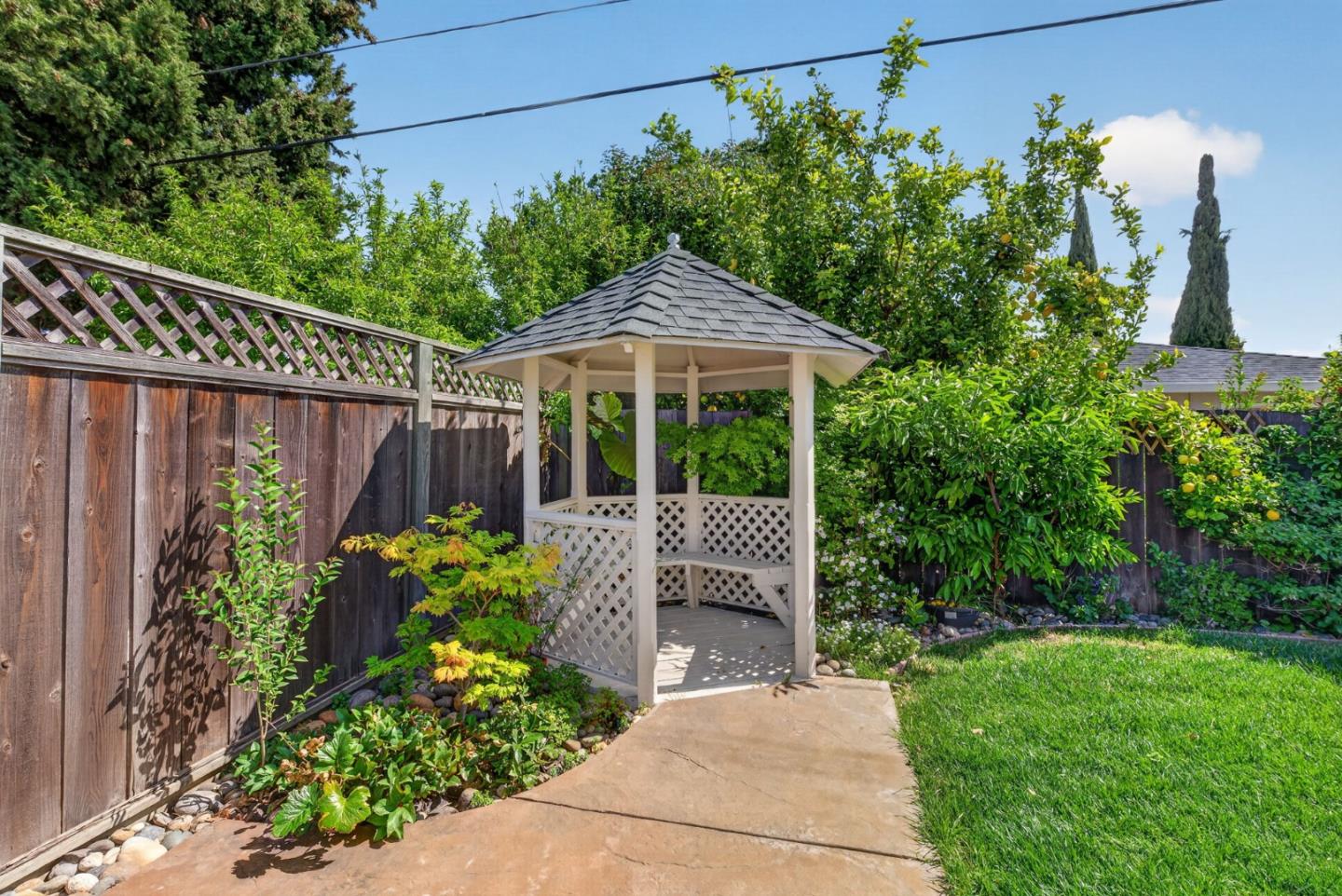 Property photo 30