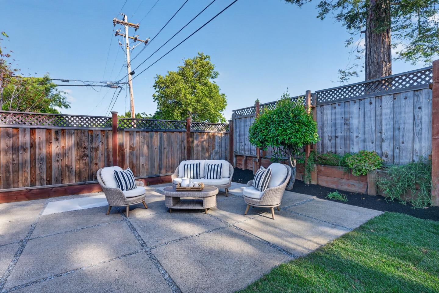Property photo 37
