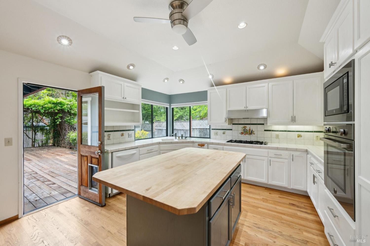 Property photo 24
