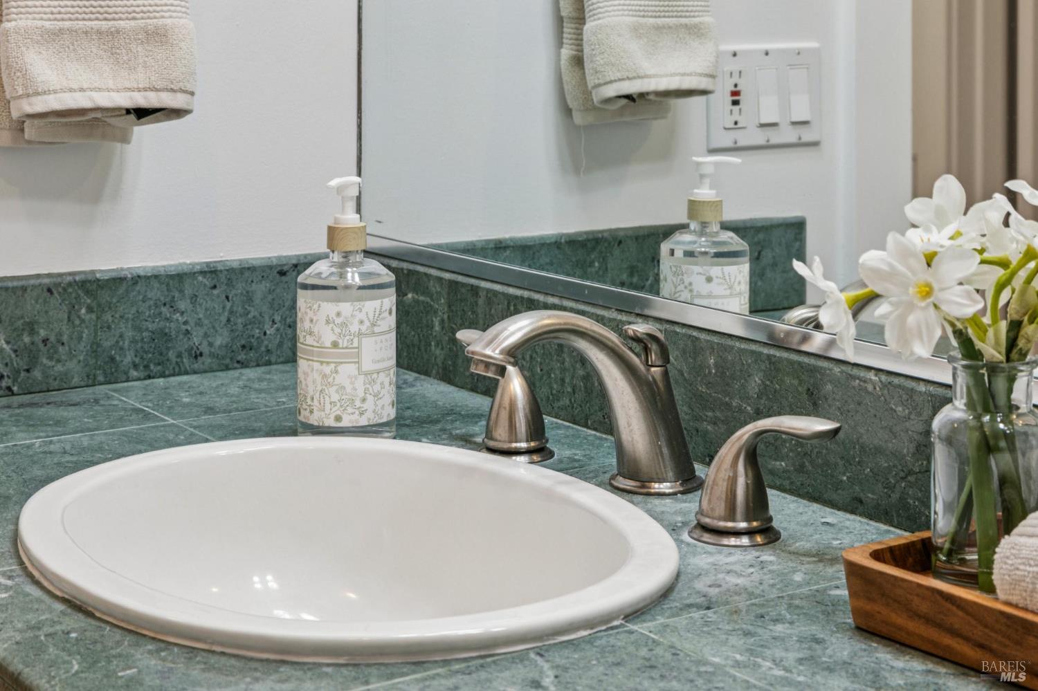 Property photo 38