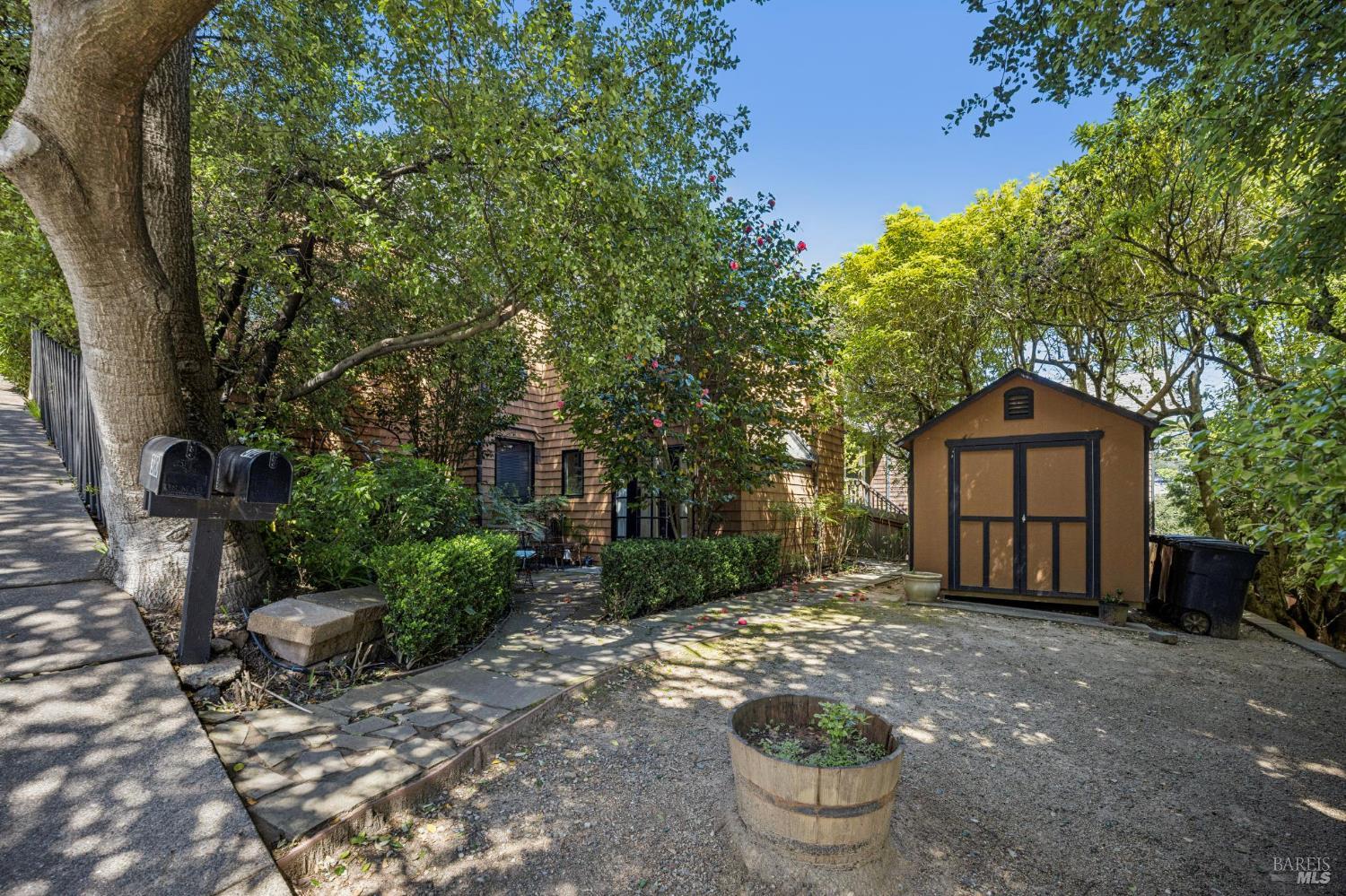 Property photo 43