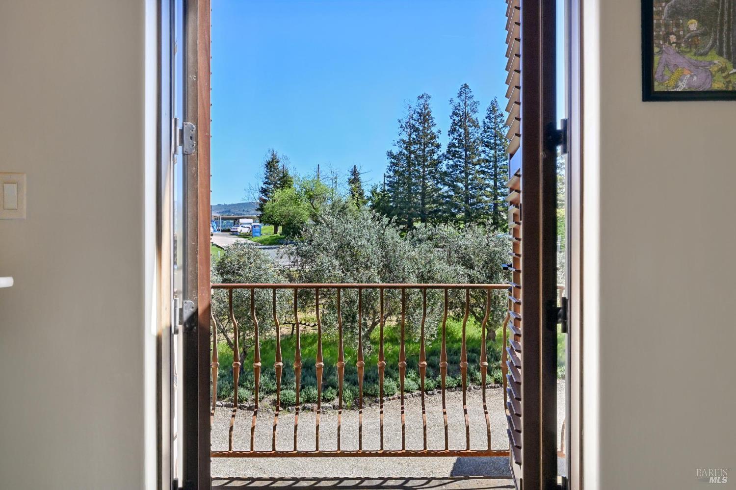 Property photo 37