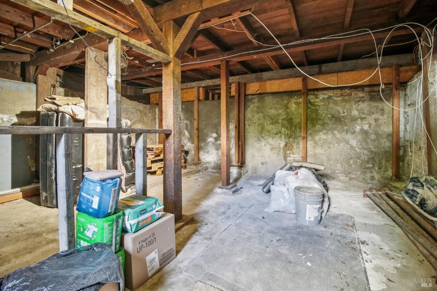 Property photo 31