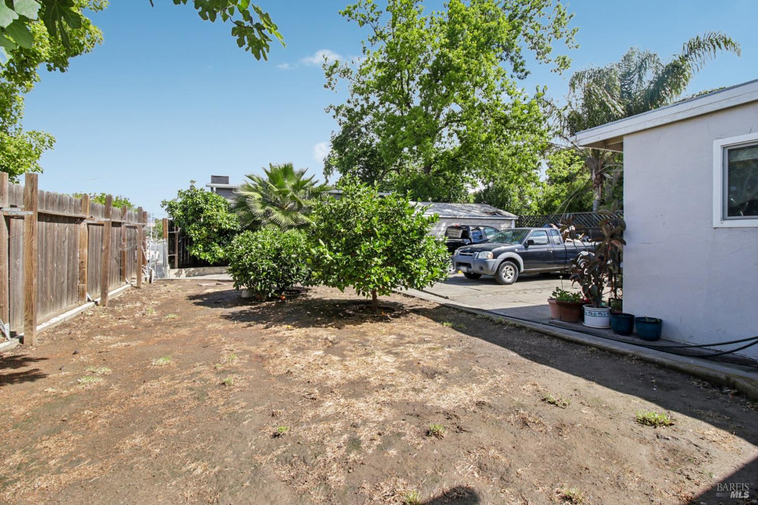 Property photo 36