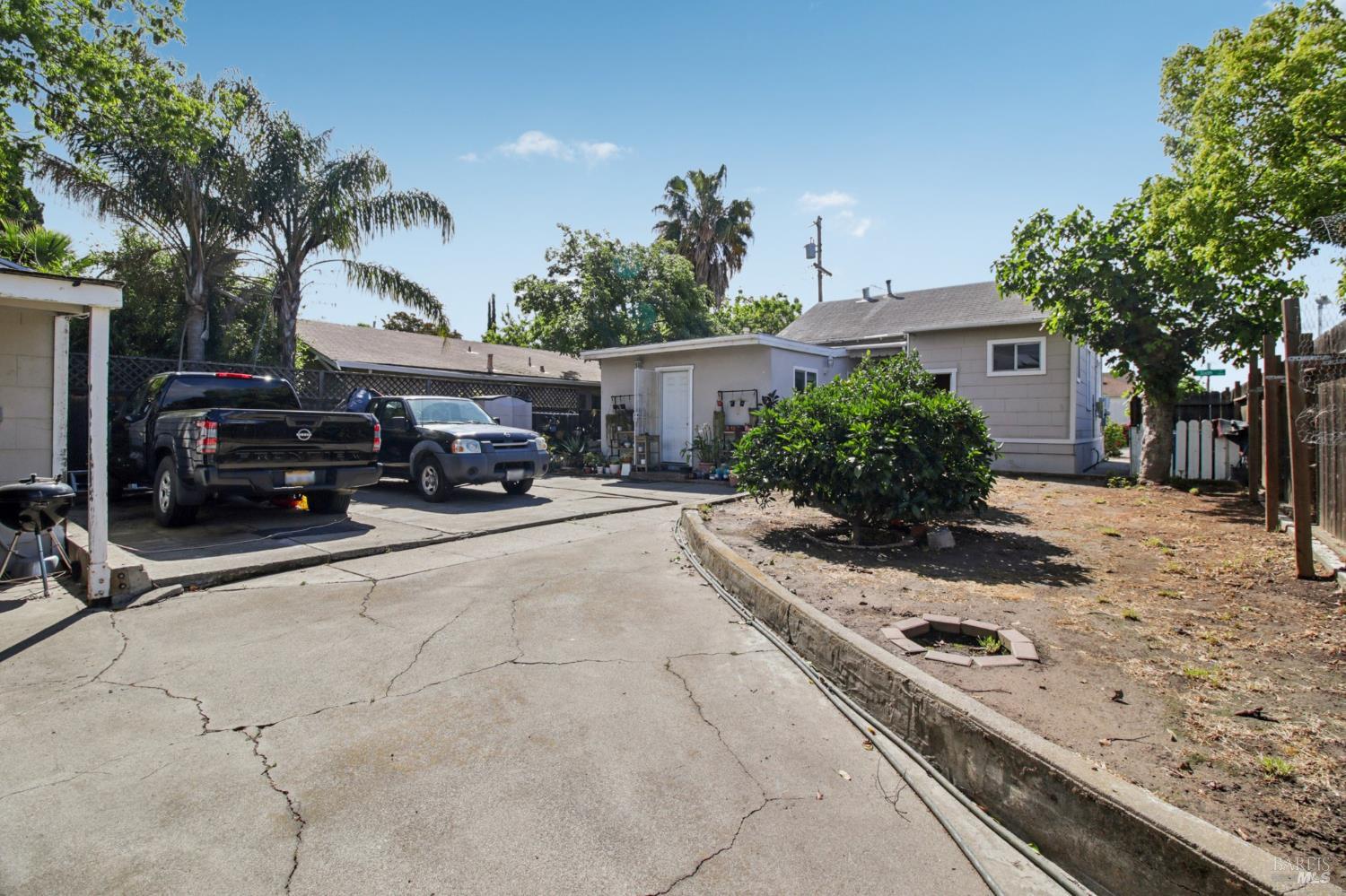 Property photo 40
