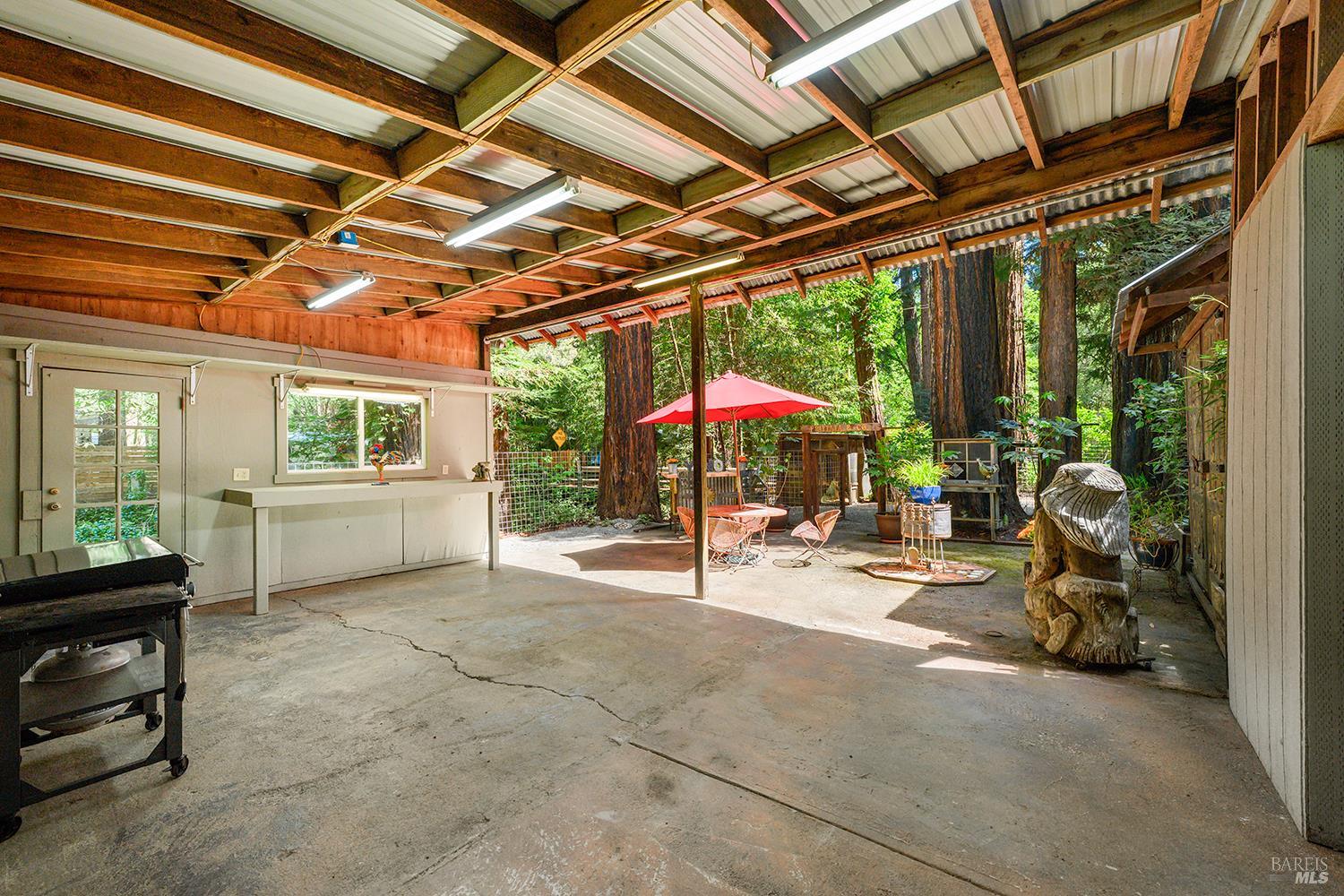 Property photo 33