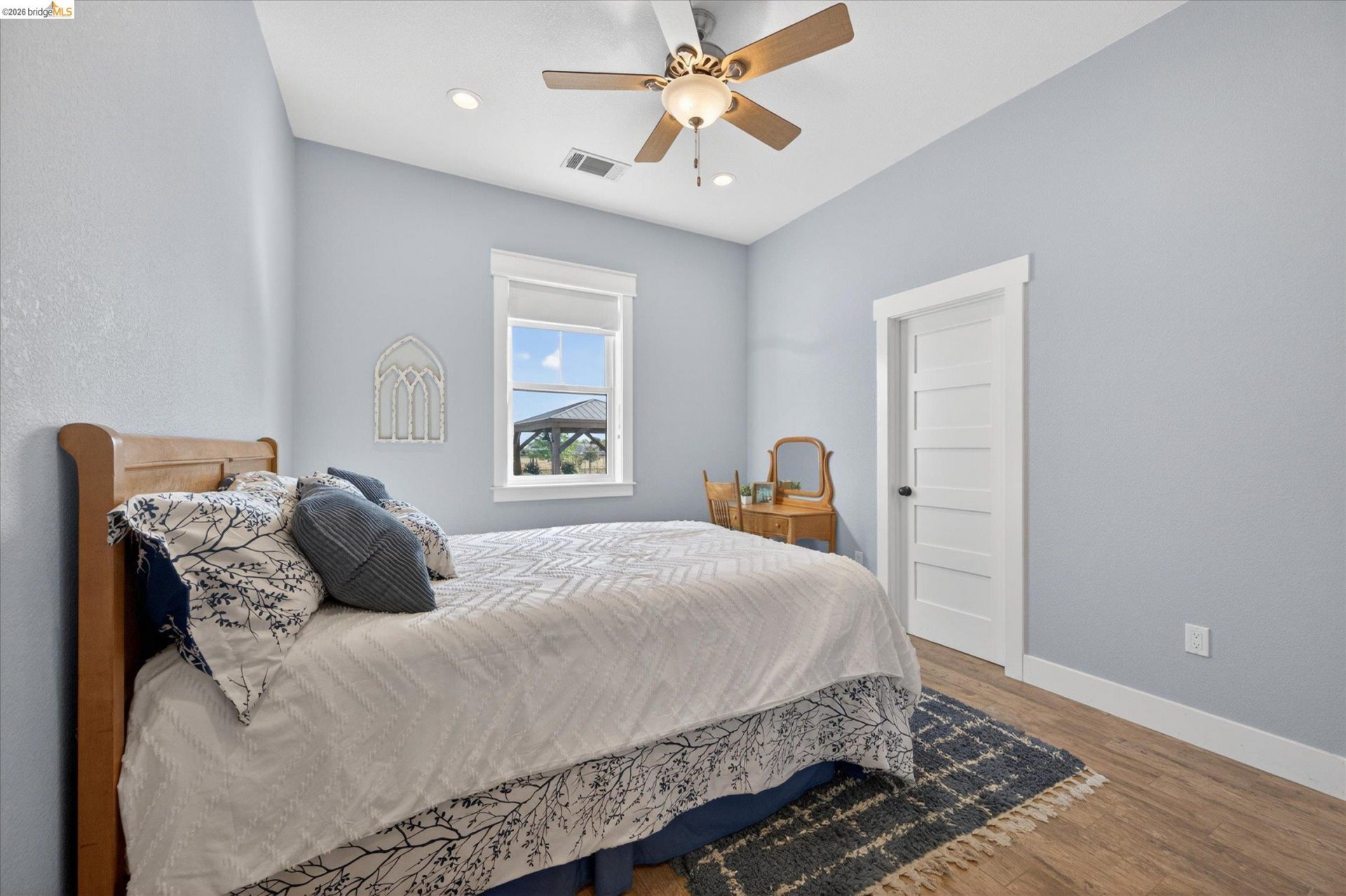 Property photo 35
