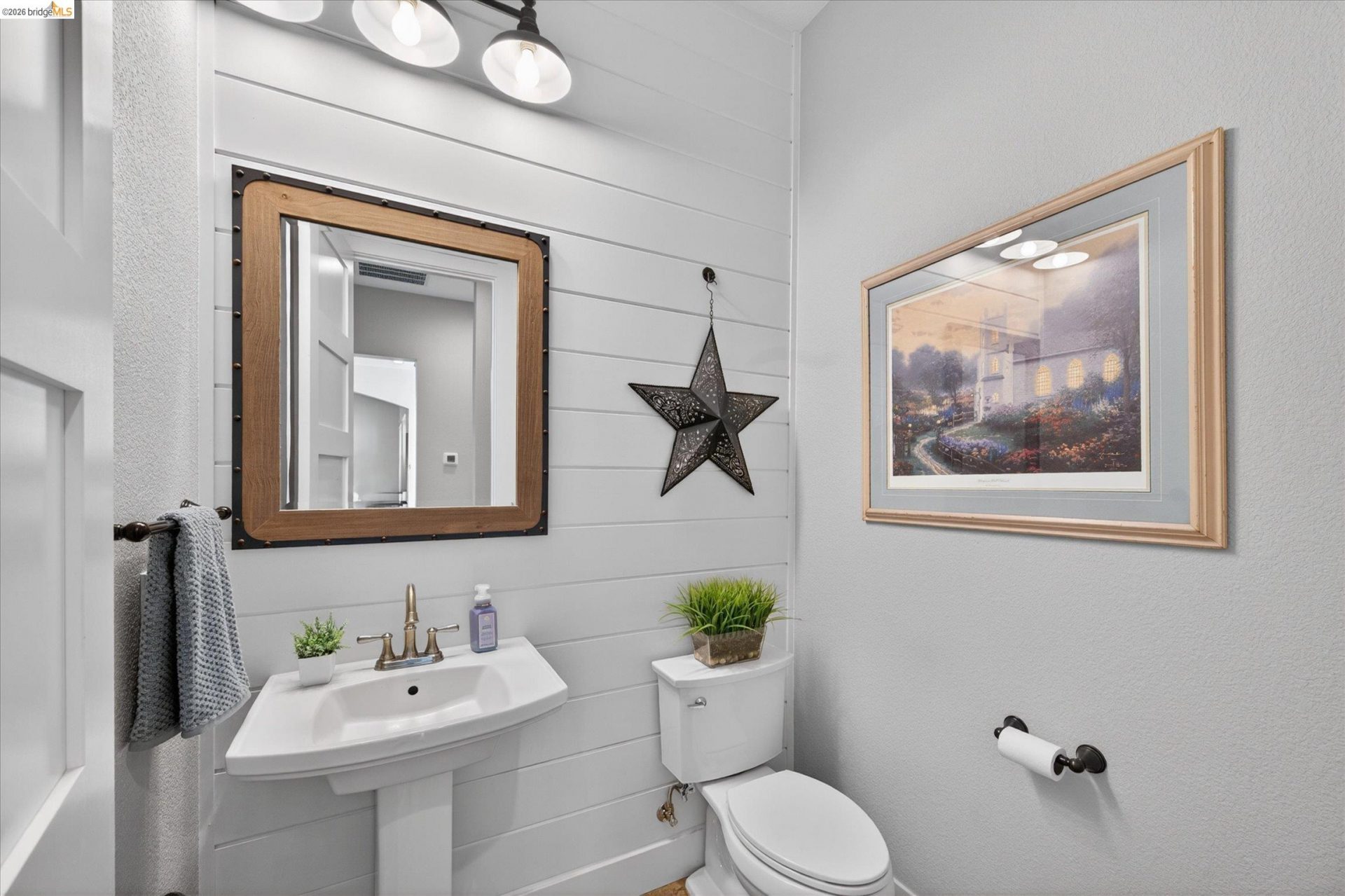 Property photo 38