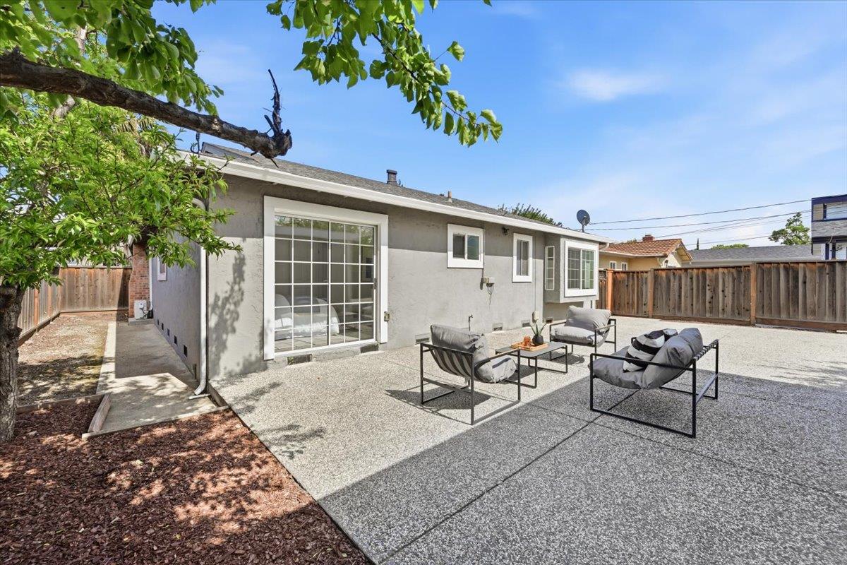 Property photo 43