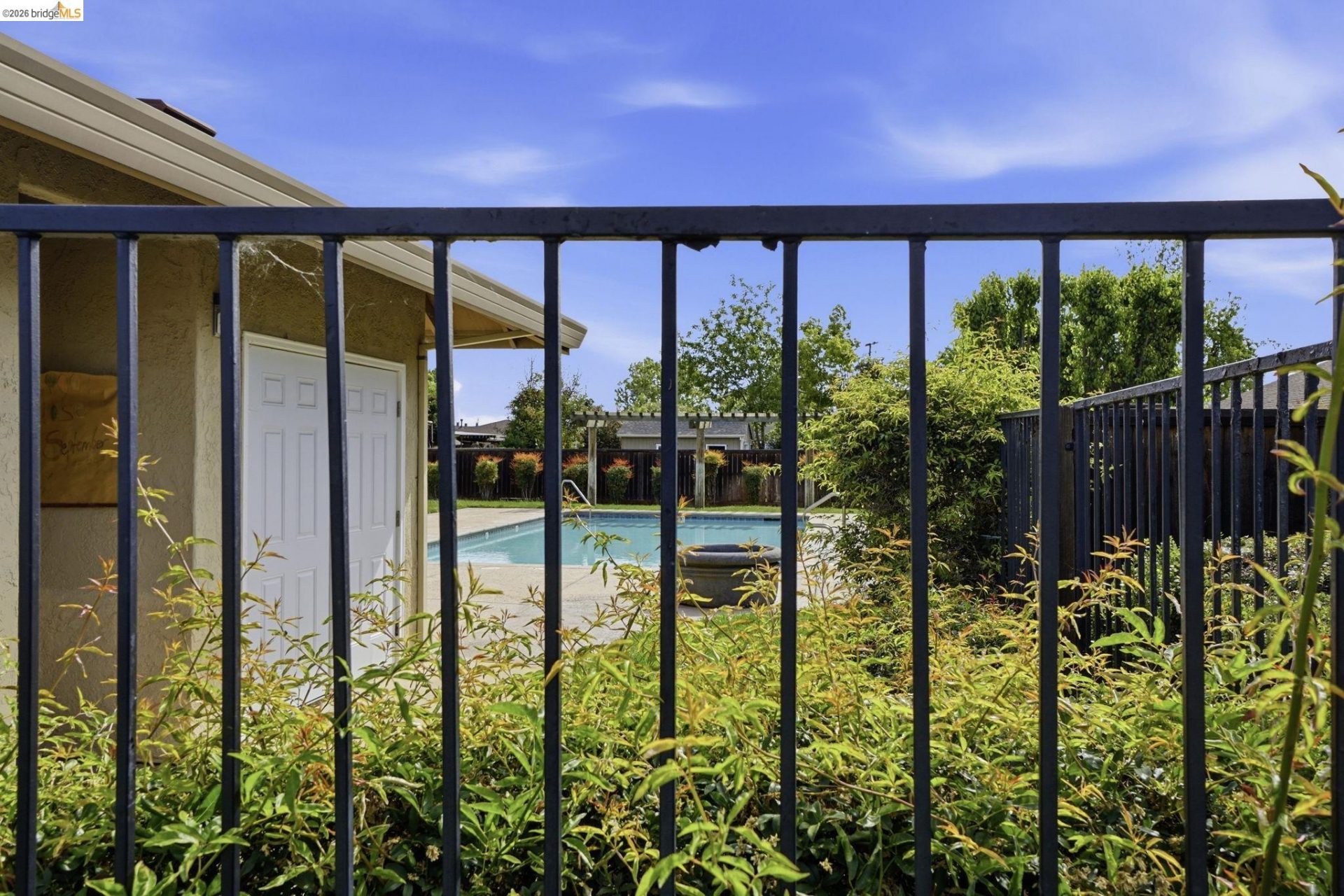 Property photo 38