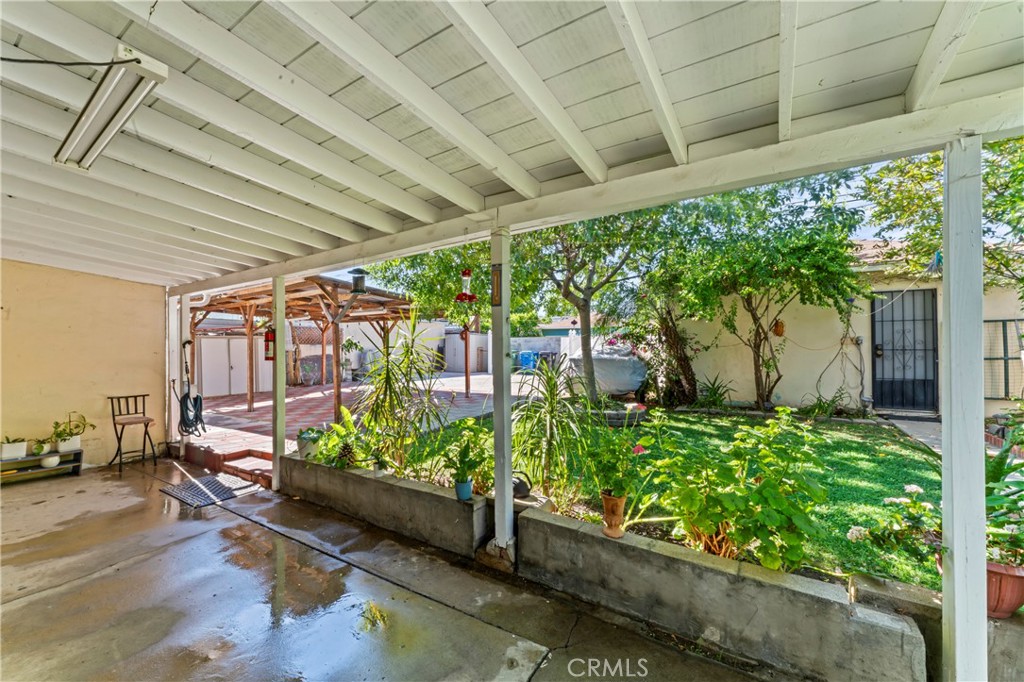 Property photo 24