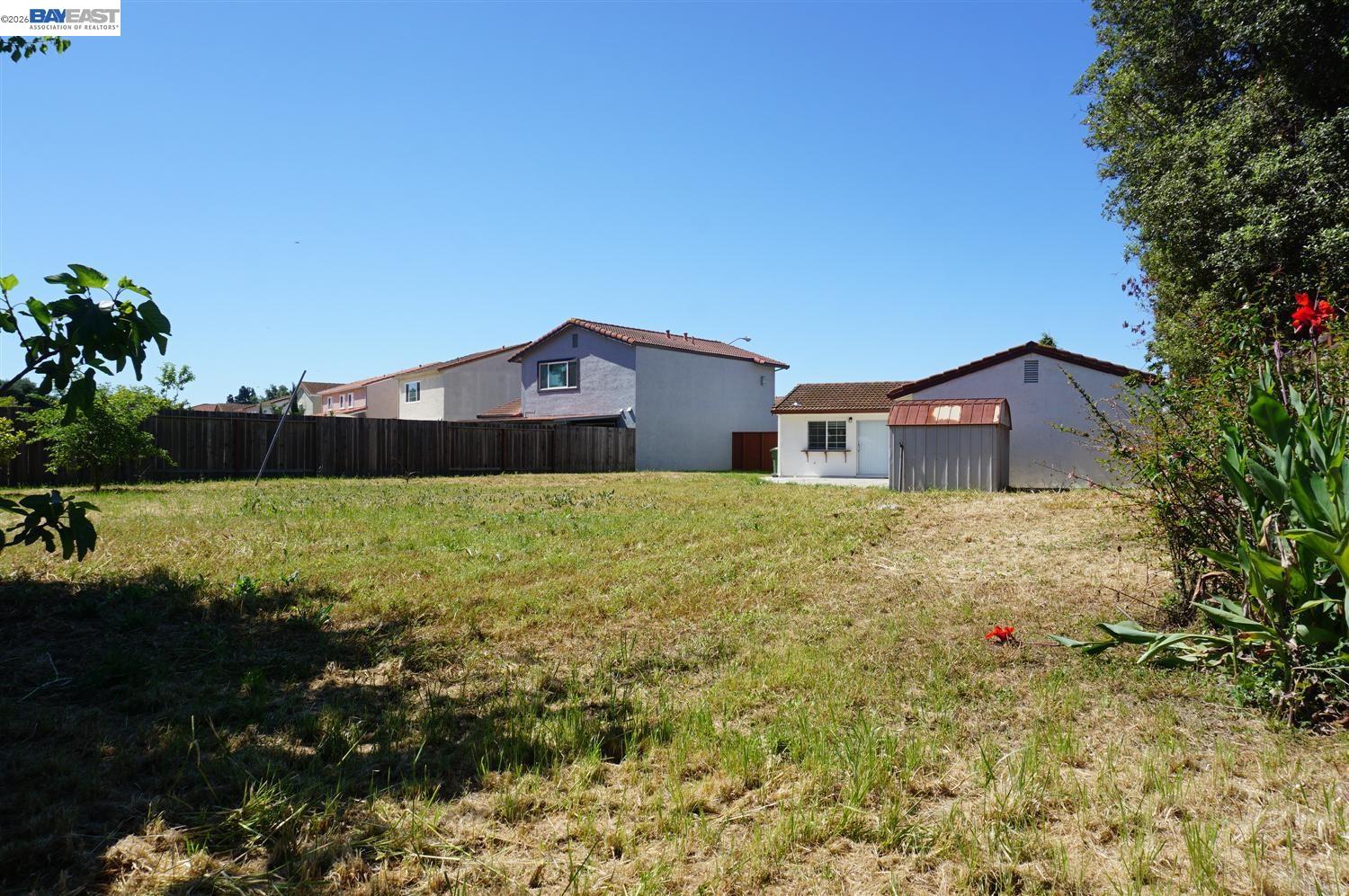 Property photo 35