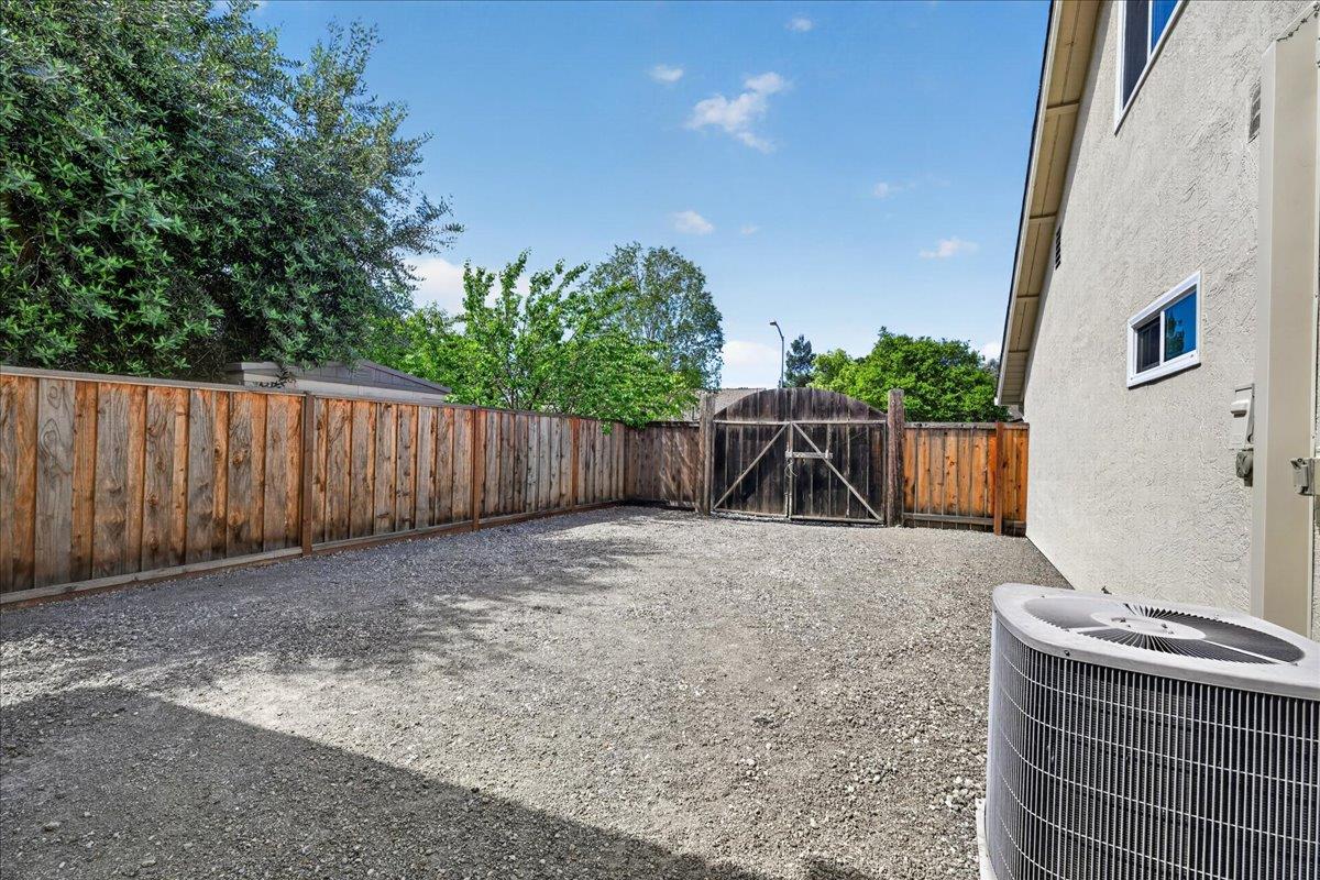 Property photo 42