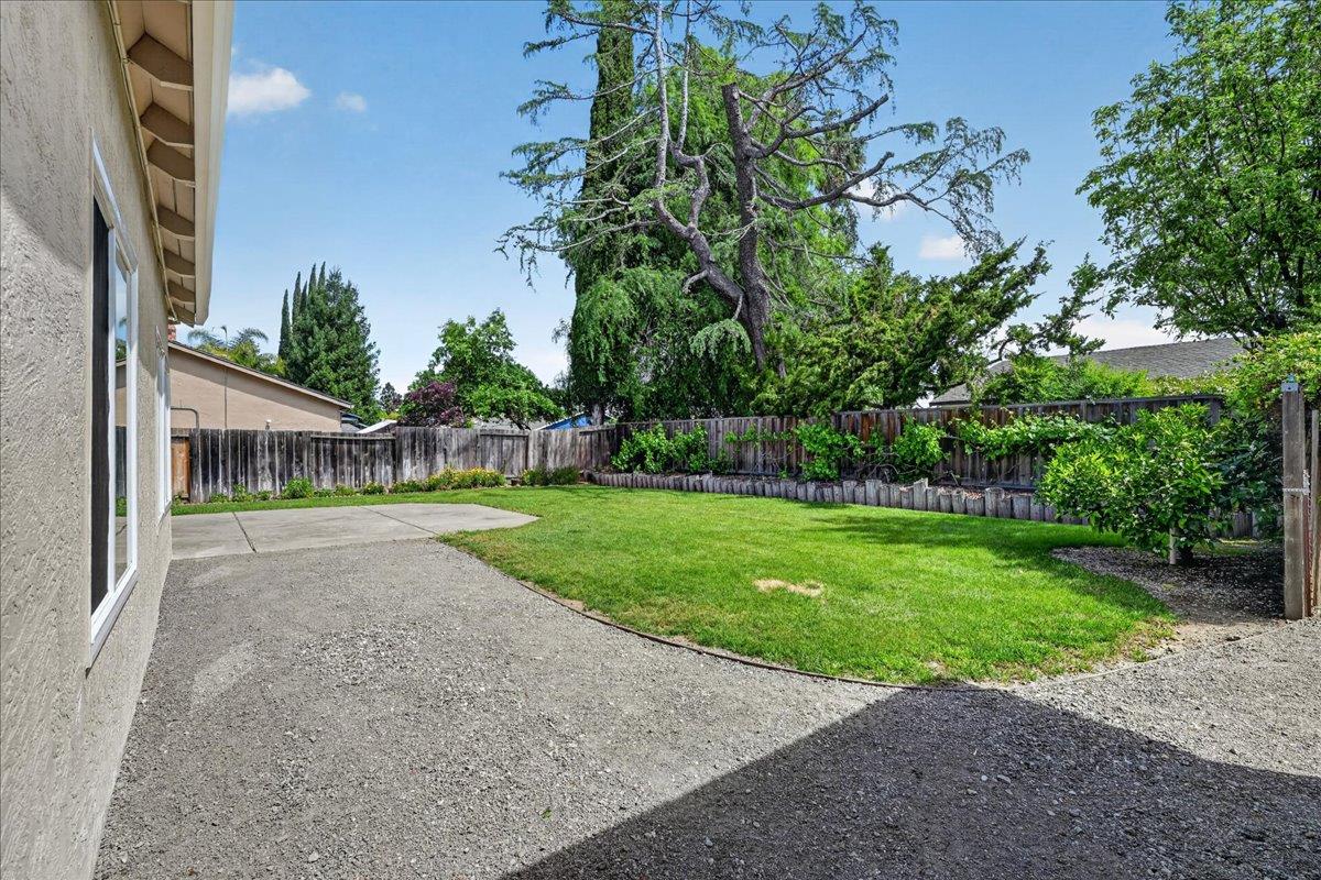 Property photo 45