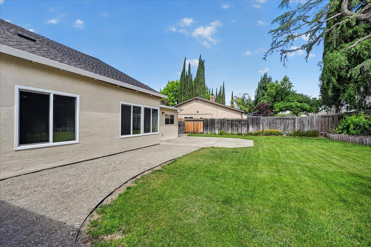 Property photo 46