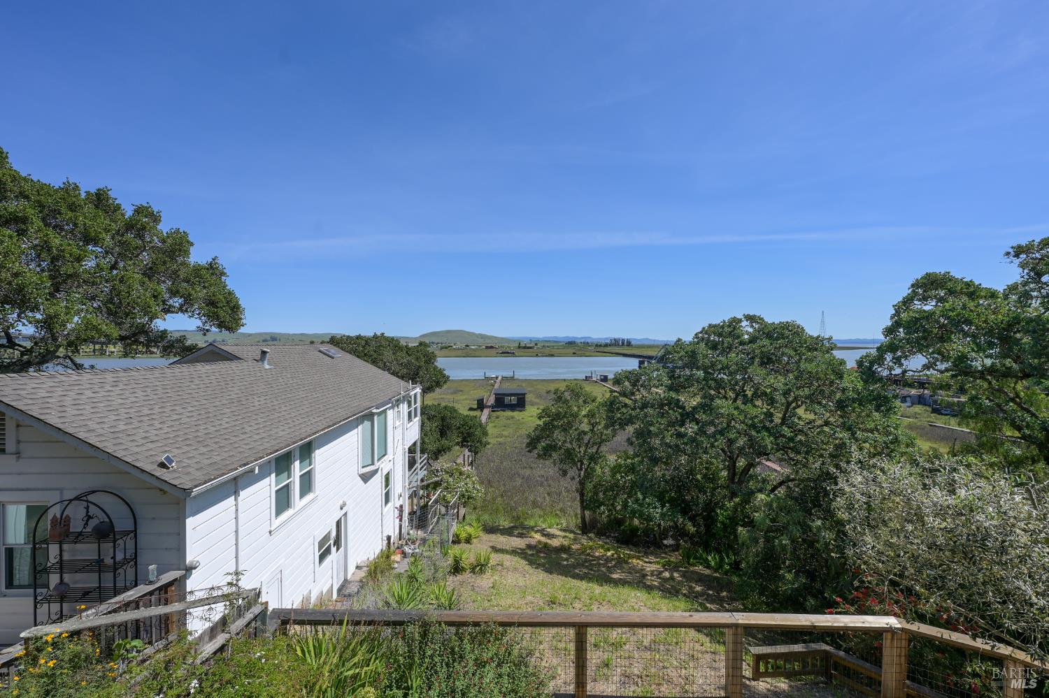 Property photo 38