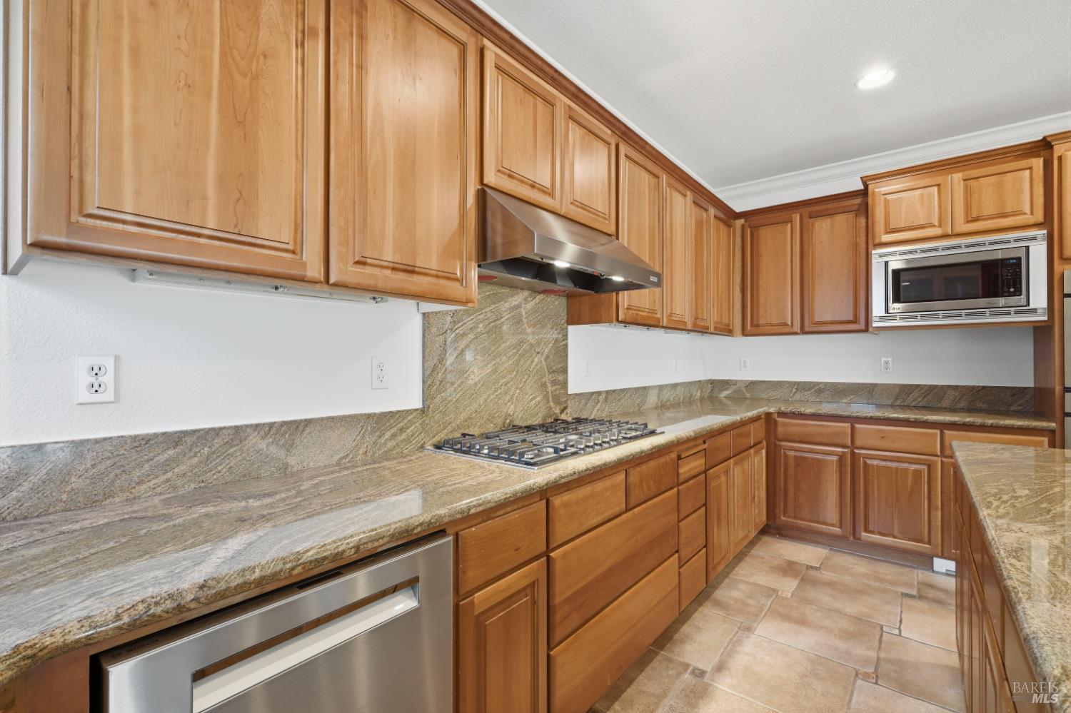 Property photo 25