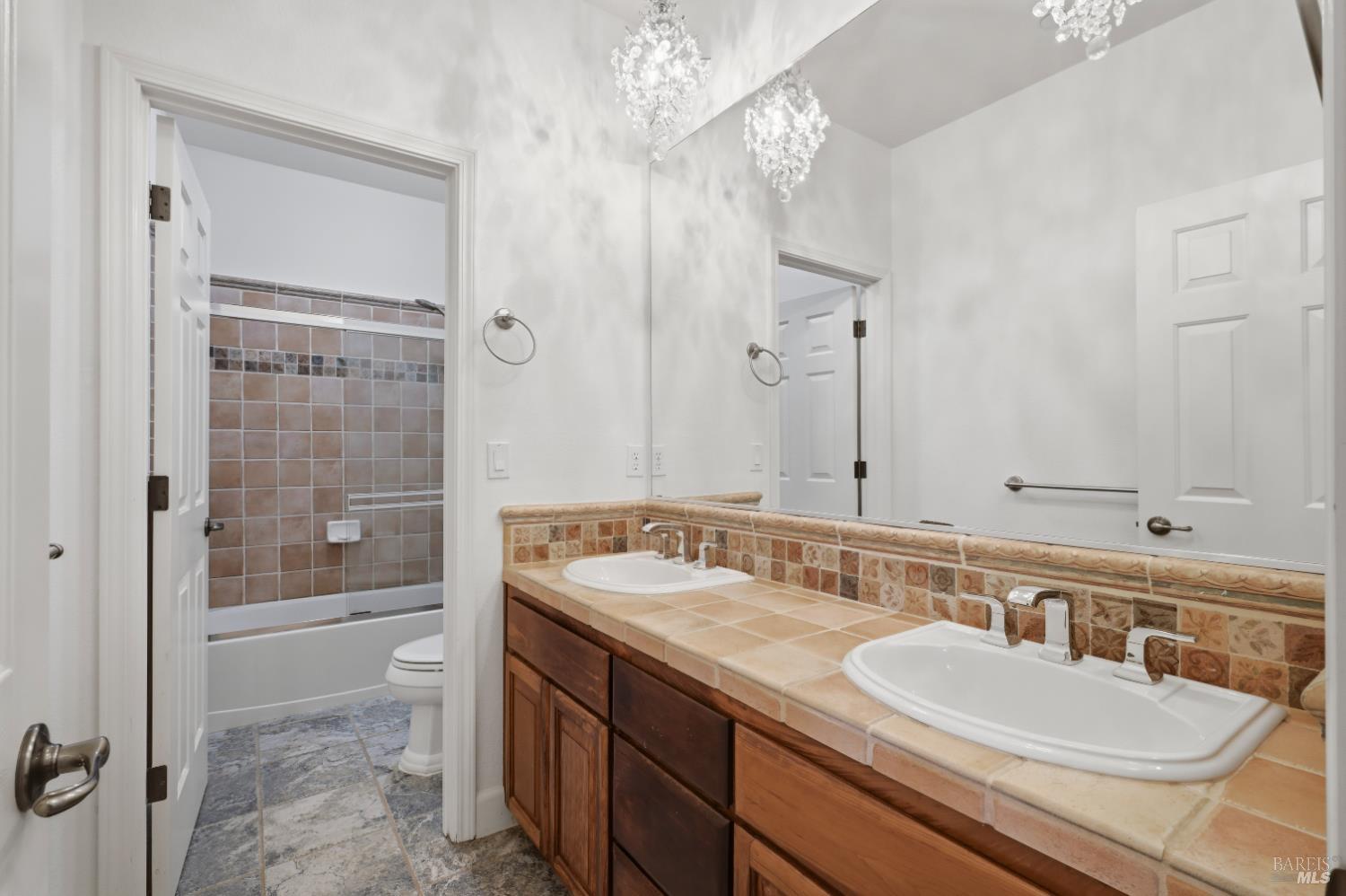 Property photo 43