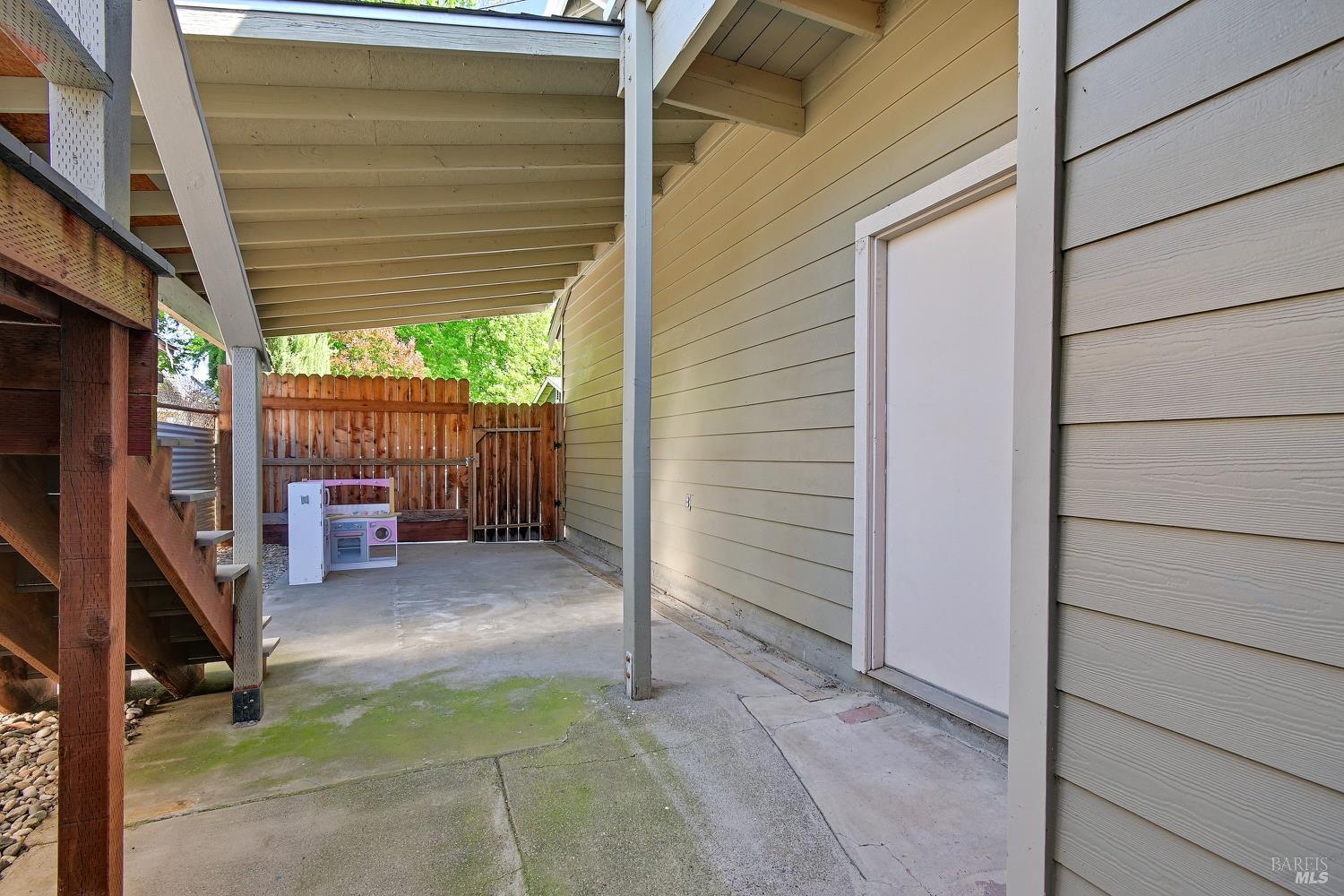 Property photo 46
