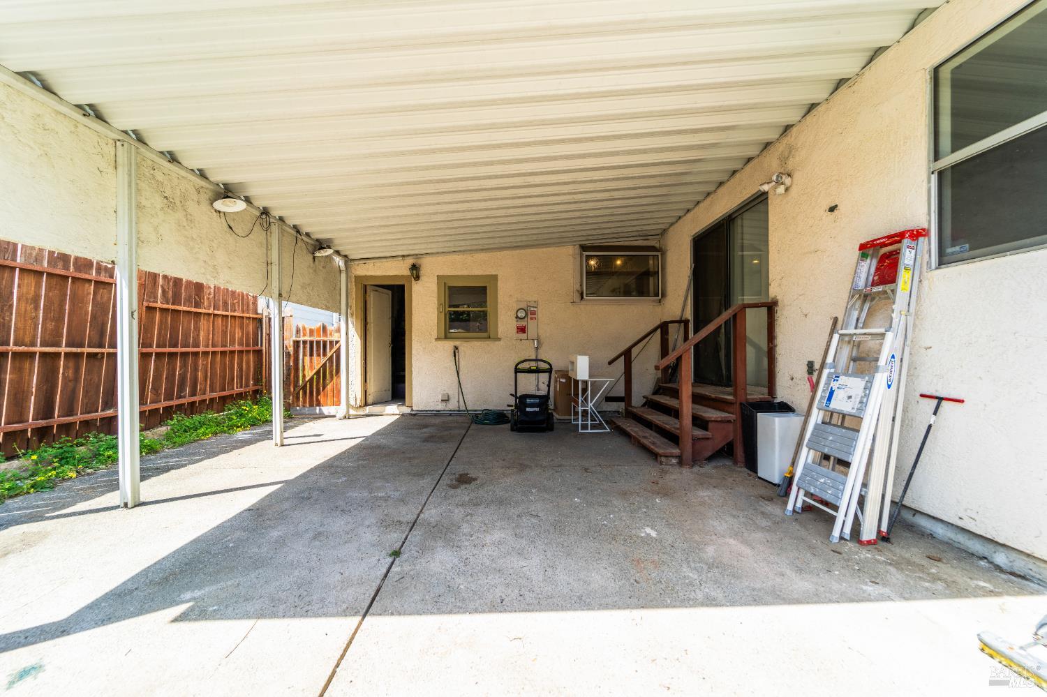 Property photo 48