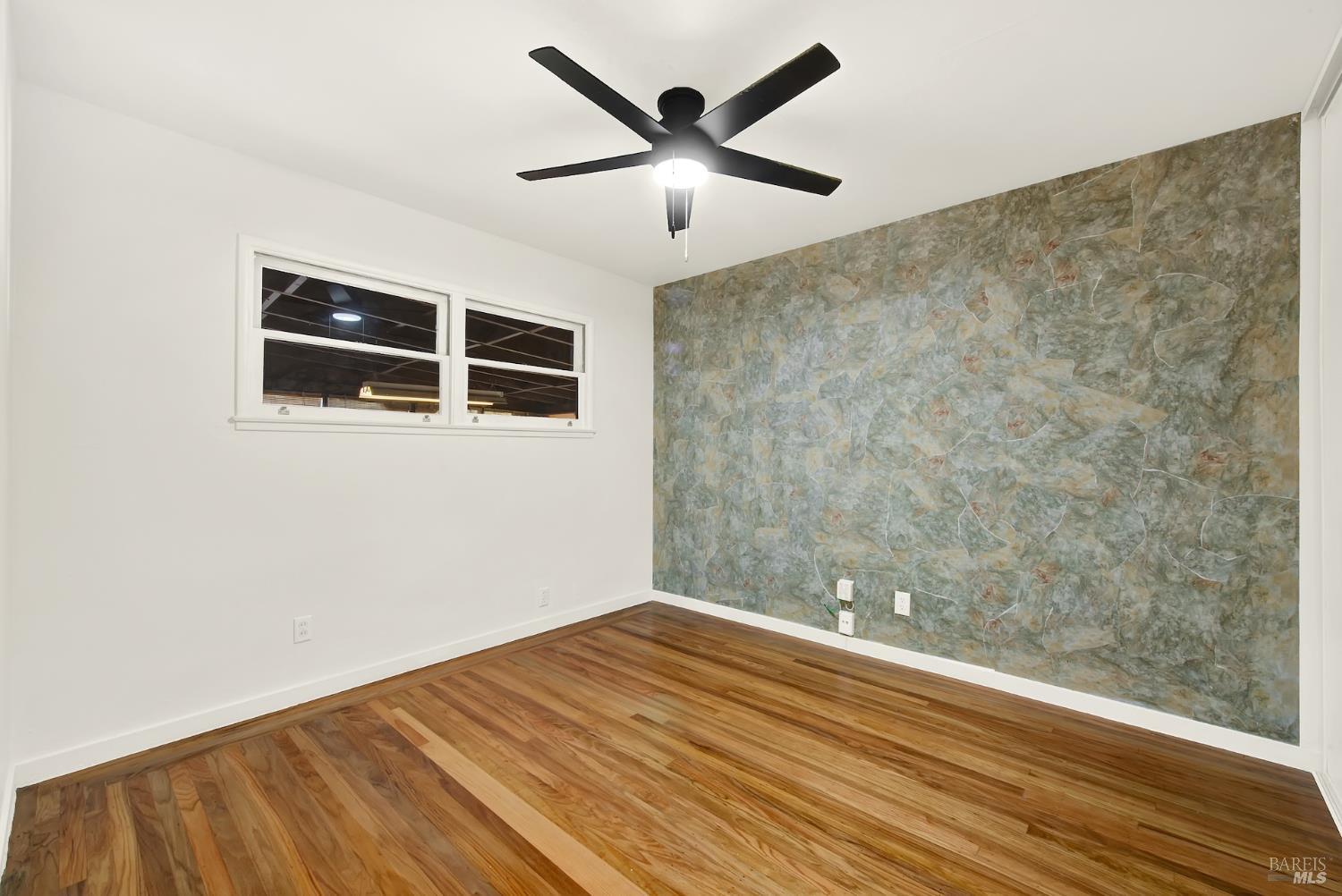 Property photo 46