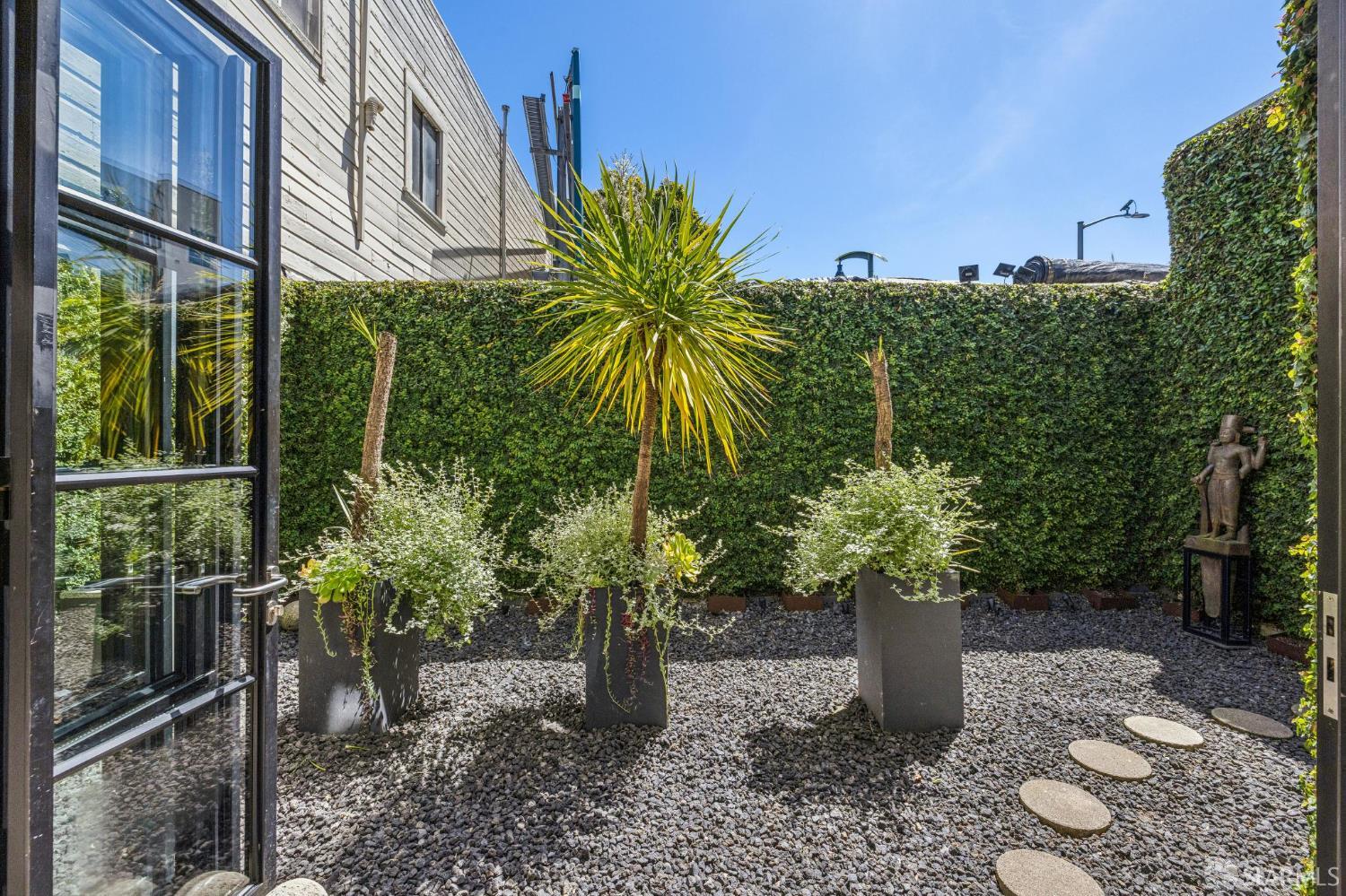 Property photo 34