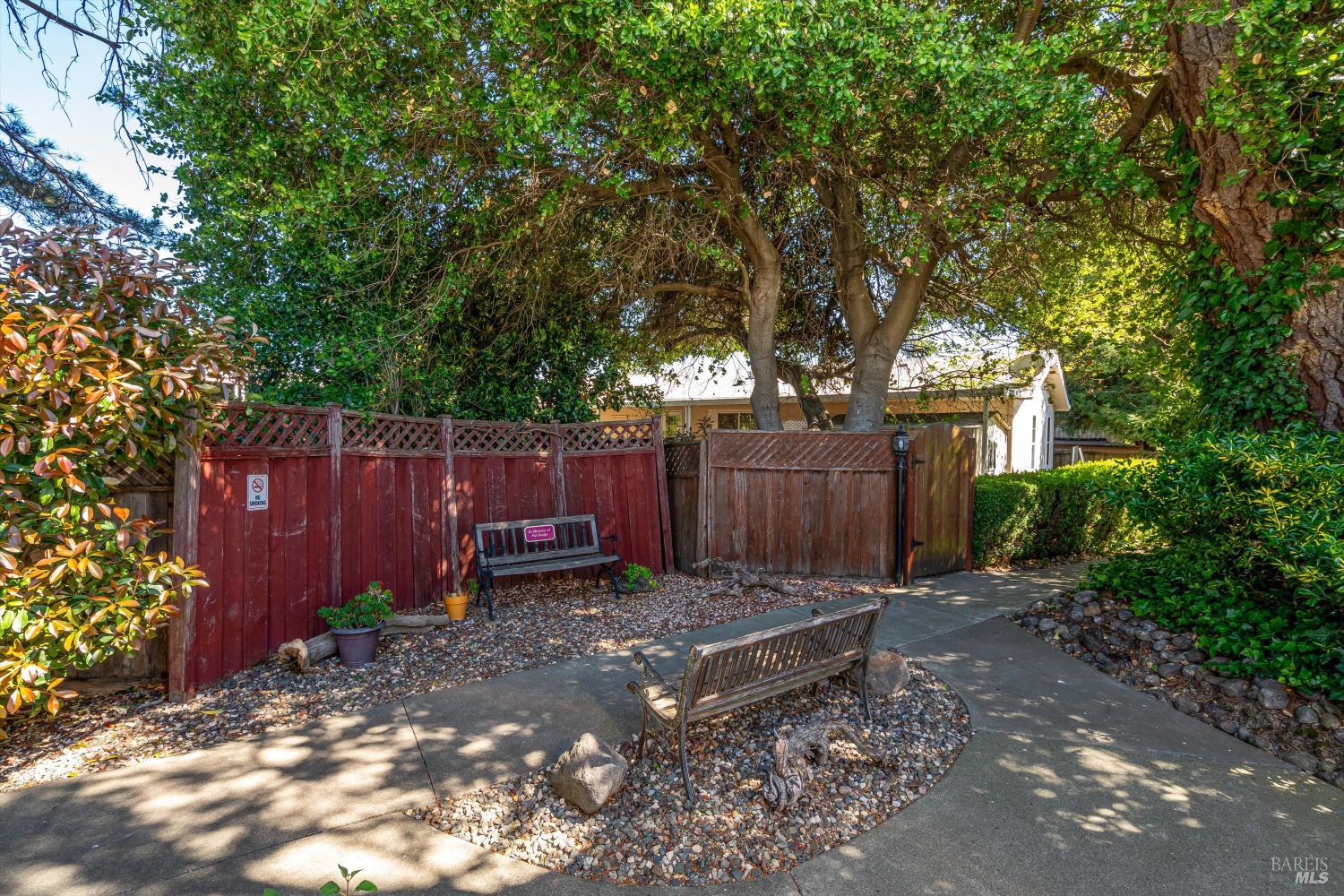 Property photo 33