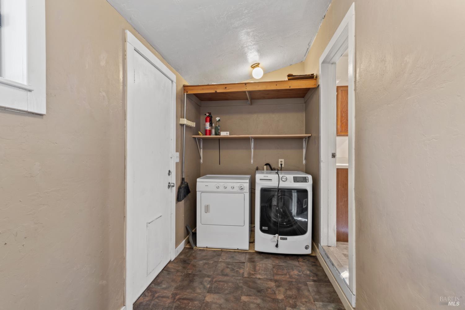 Property photo 35