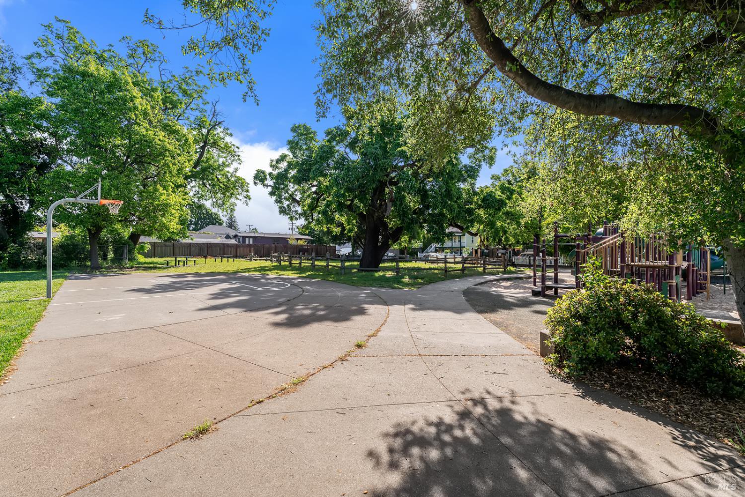 Property photo 39