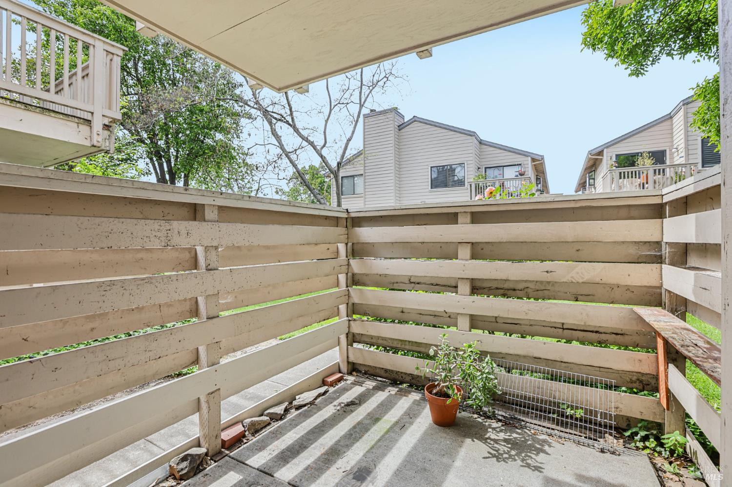 Property photo 44