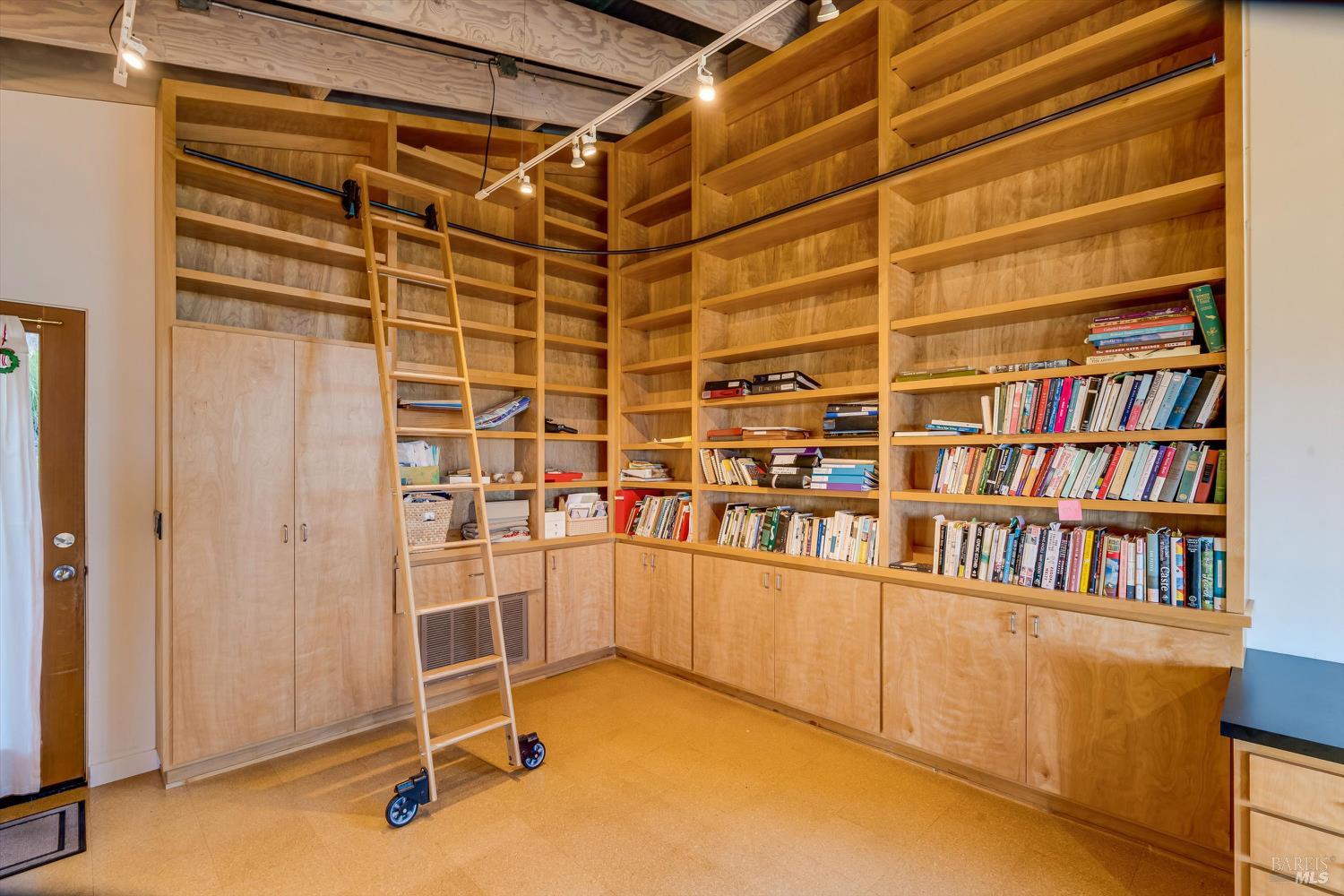 Property photo 41