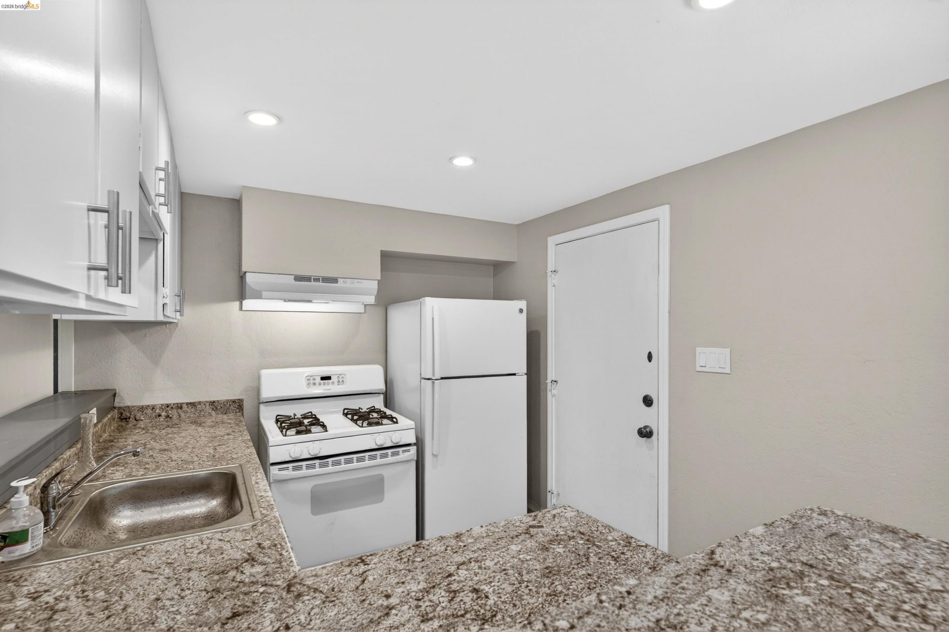 Property photo 44